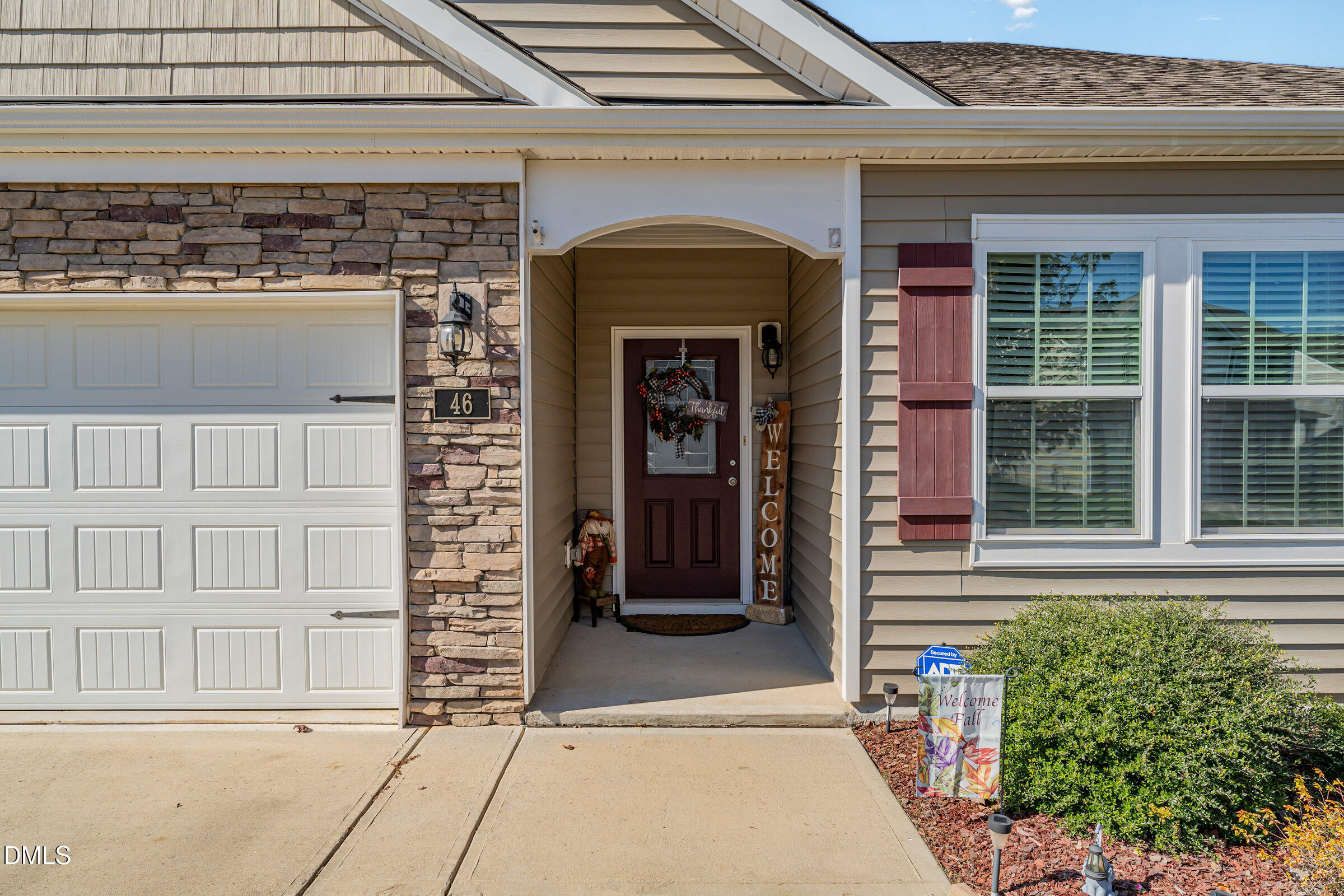 46 S Great White Way Property Photo 5