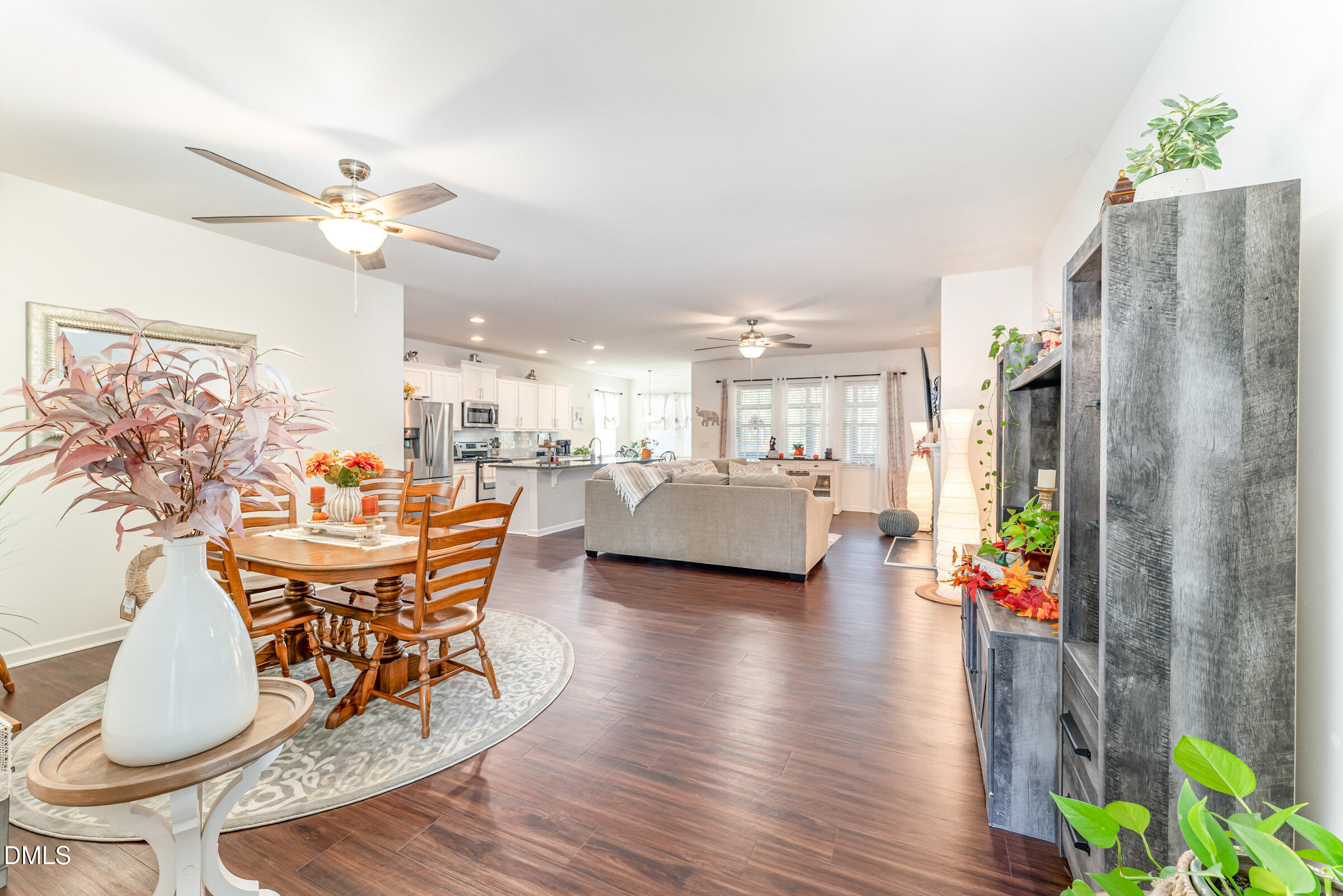 46 S Great White Way Property Photo 6