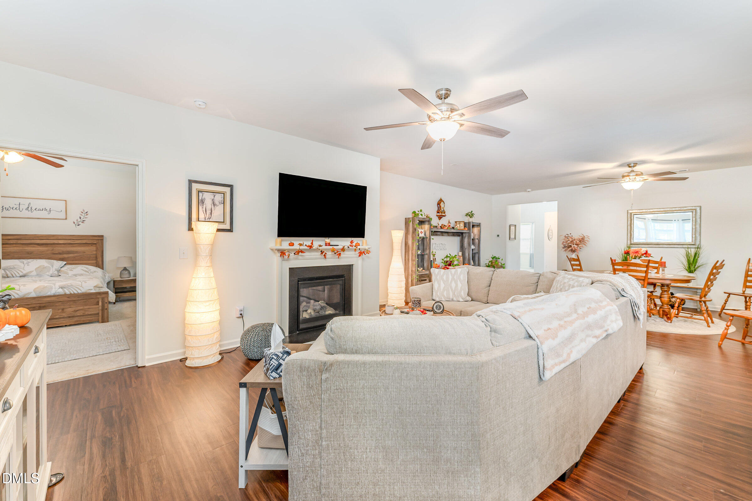 46 S Great White Way Property Photo 7