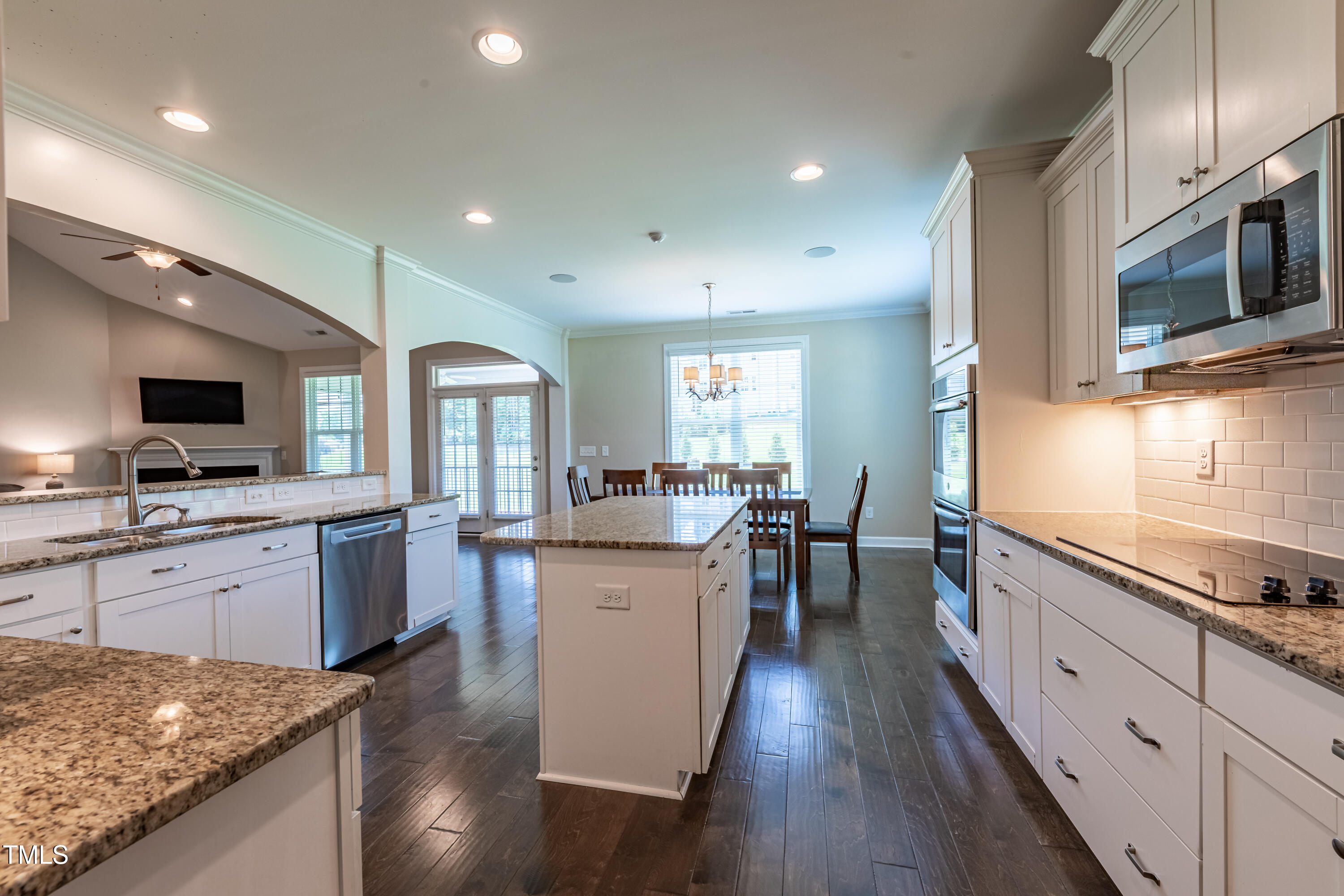 367 Tayside Street Property Photo 27