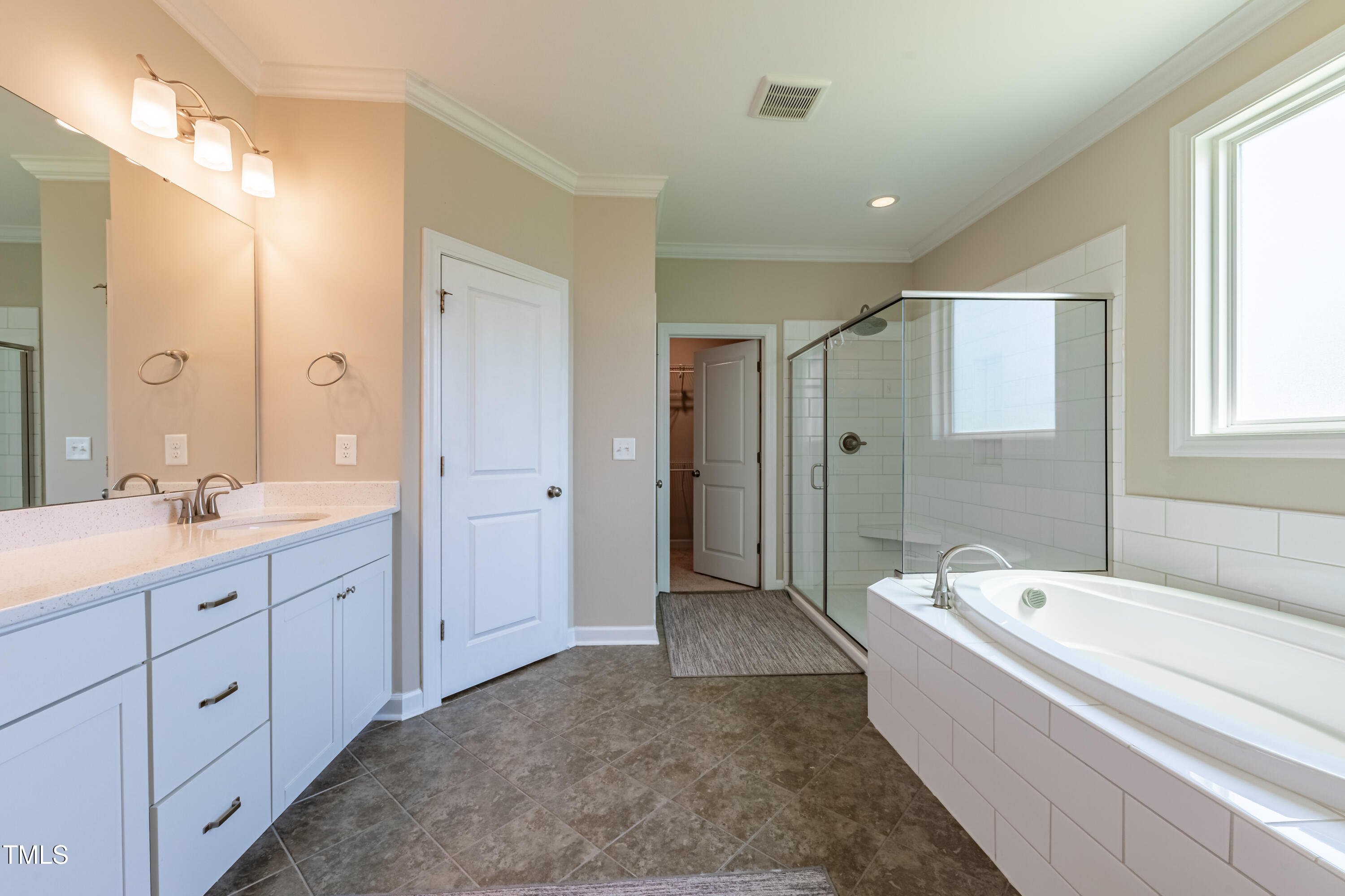 367 Tayside Street Property Photo 38