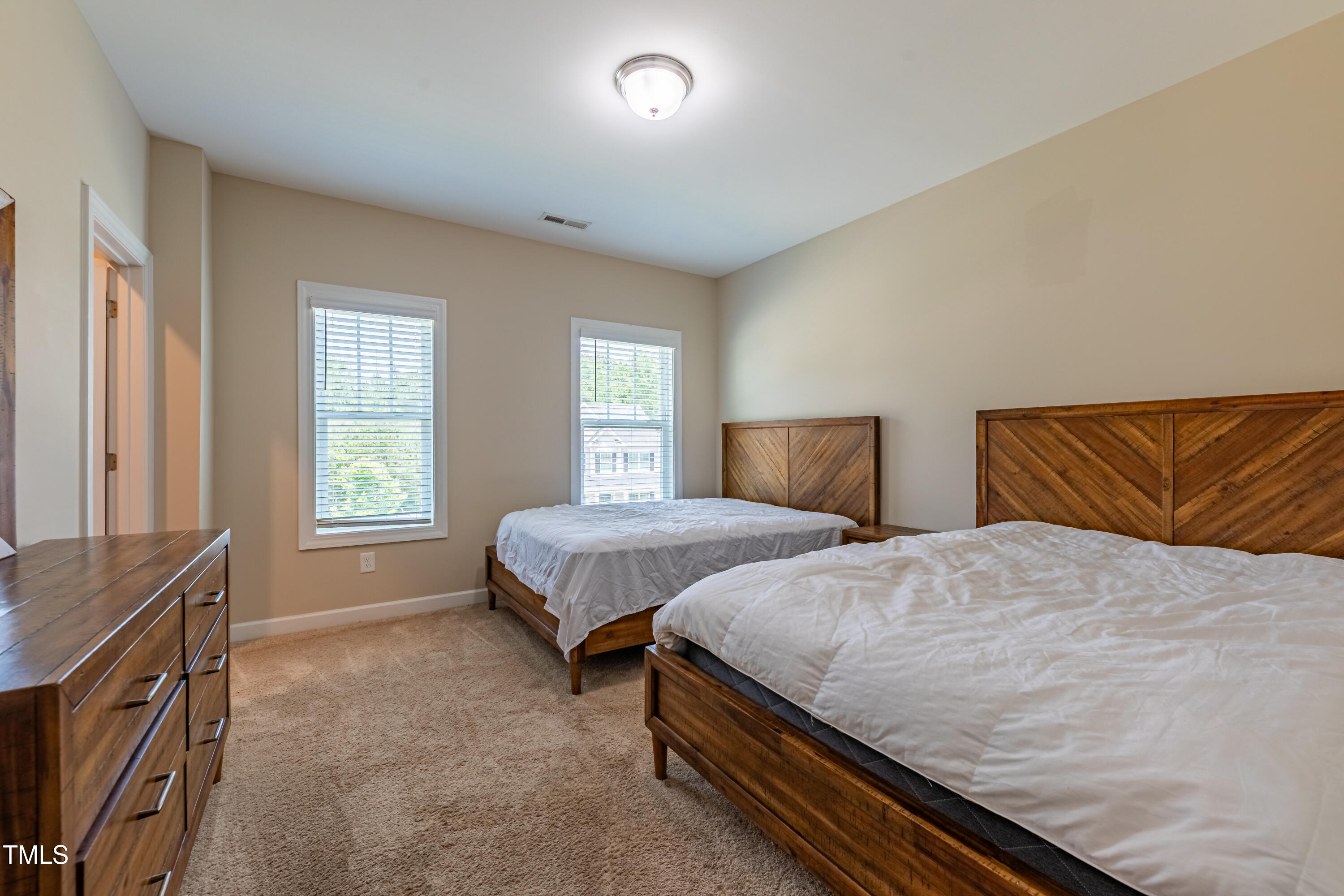 367 Tayside Street Property Photo 44