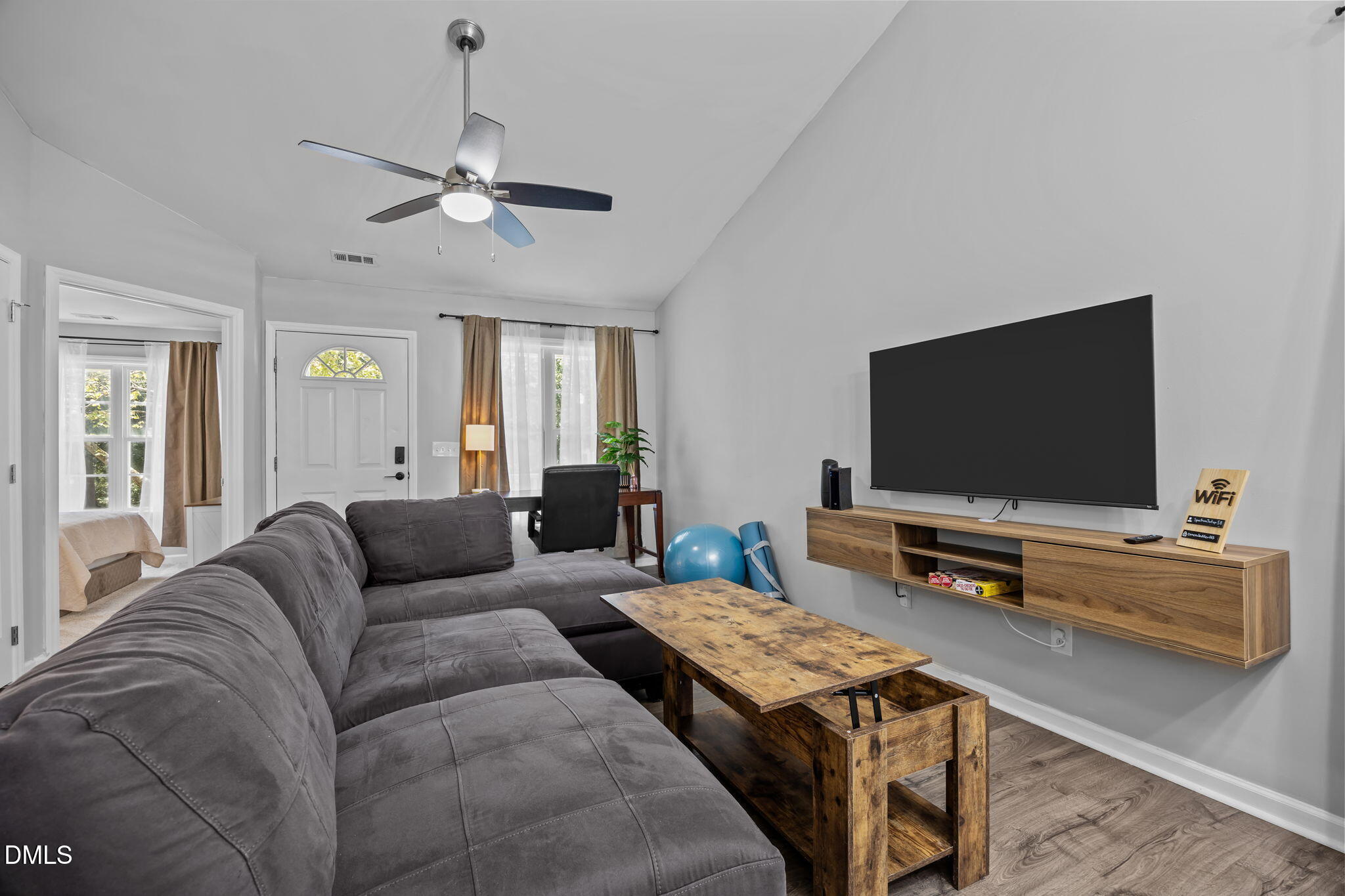 231 Highgate Circle Property Photo 17