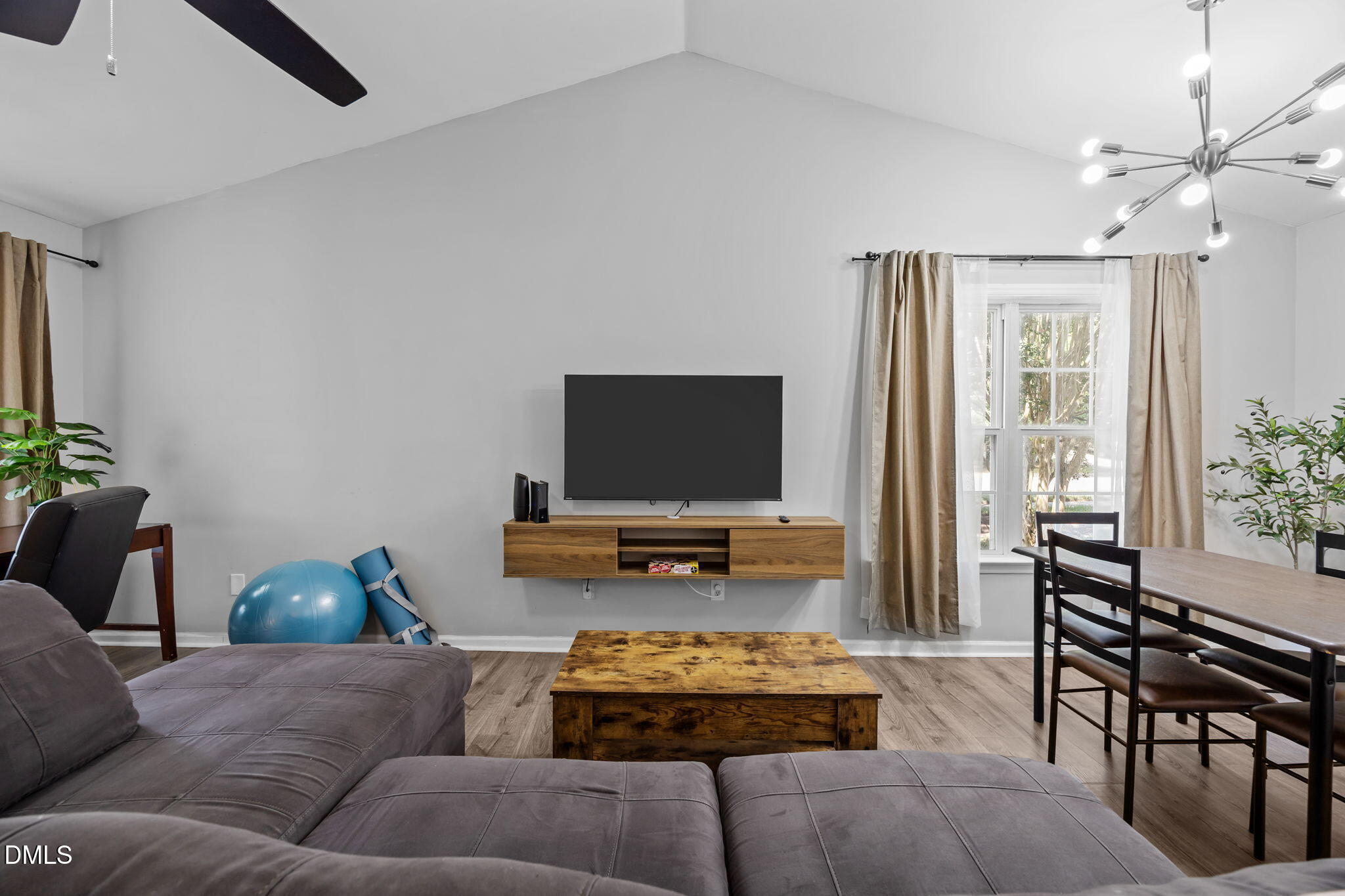 231 Highgate Circle Property Photo 20