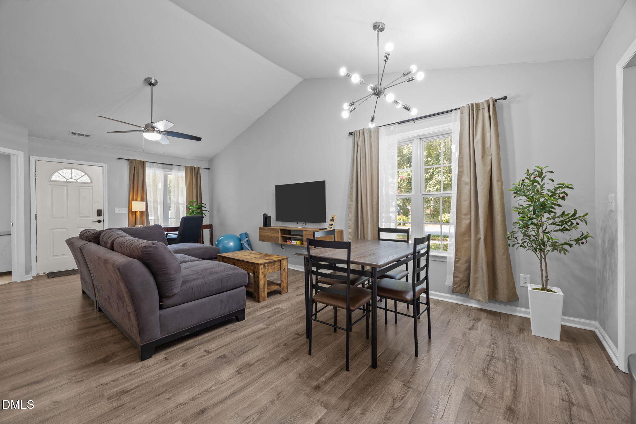 231 Highgate Circle Property Photo 21