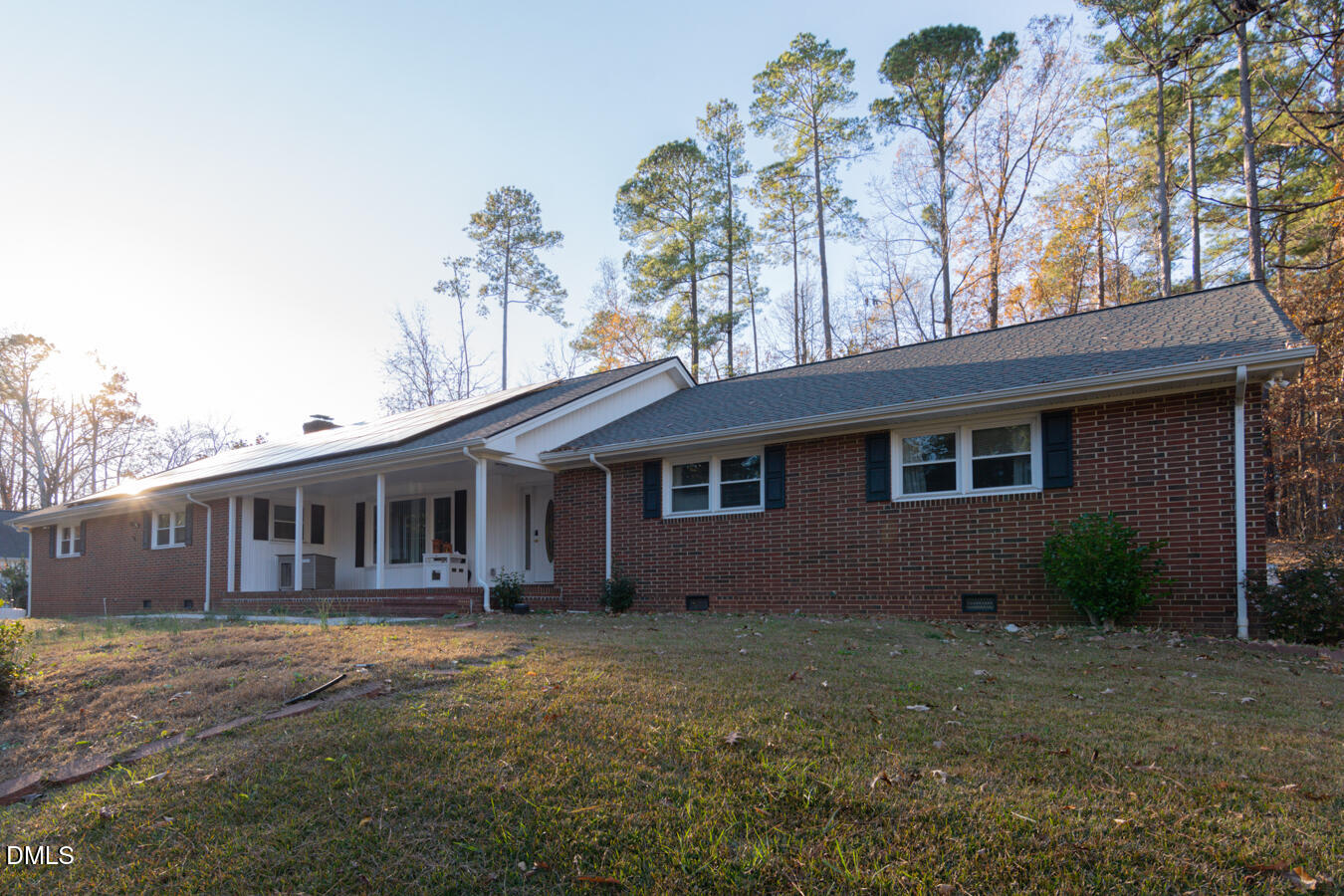 700 Fernwood Drive Property Photo 2