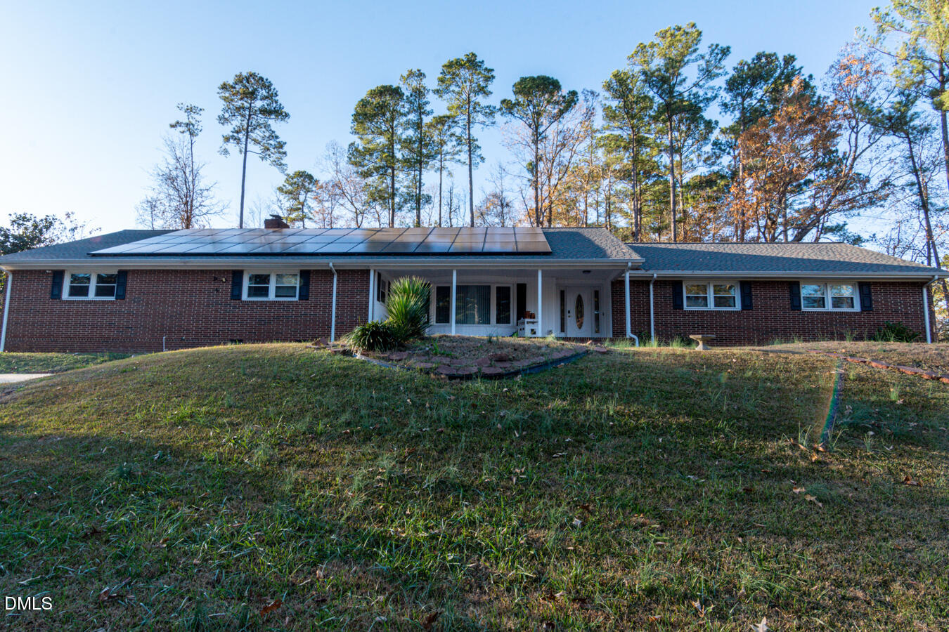 700 Fernwood Drive Property Photo 3