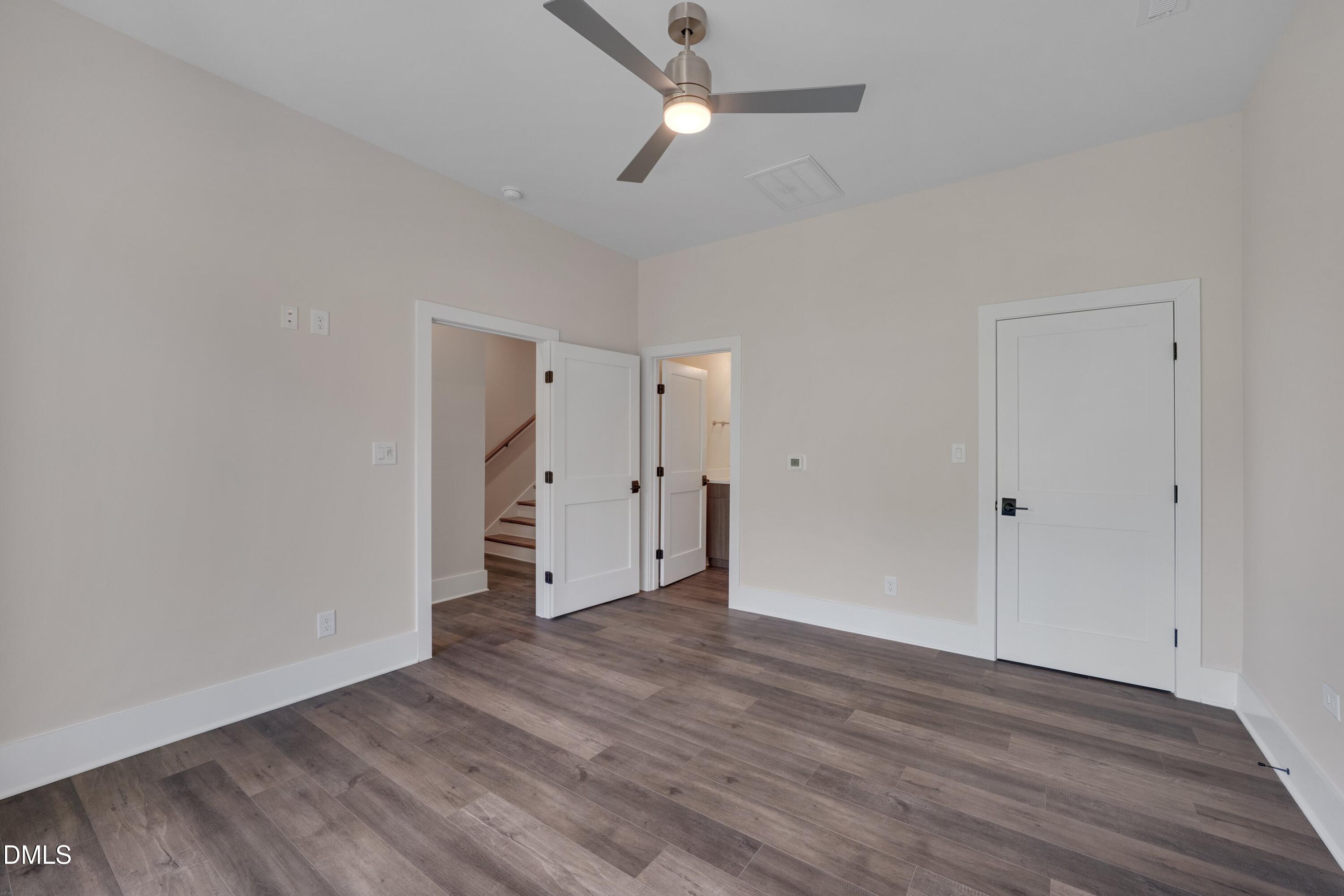1014 Manor Way Property Photo 12