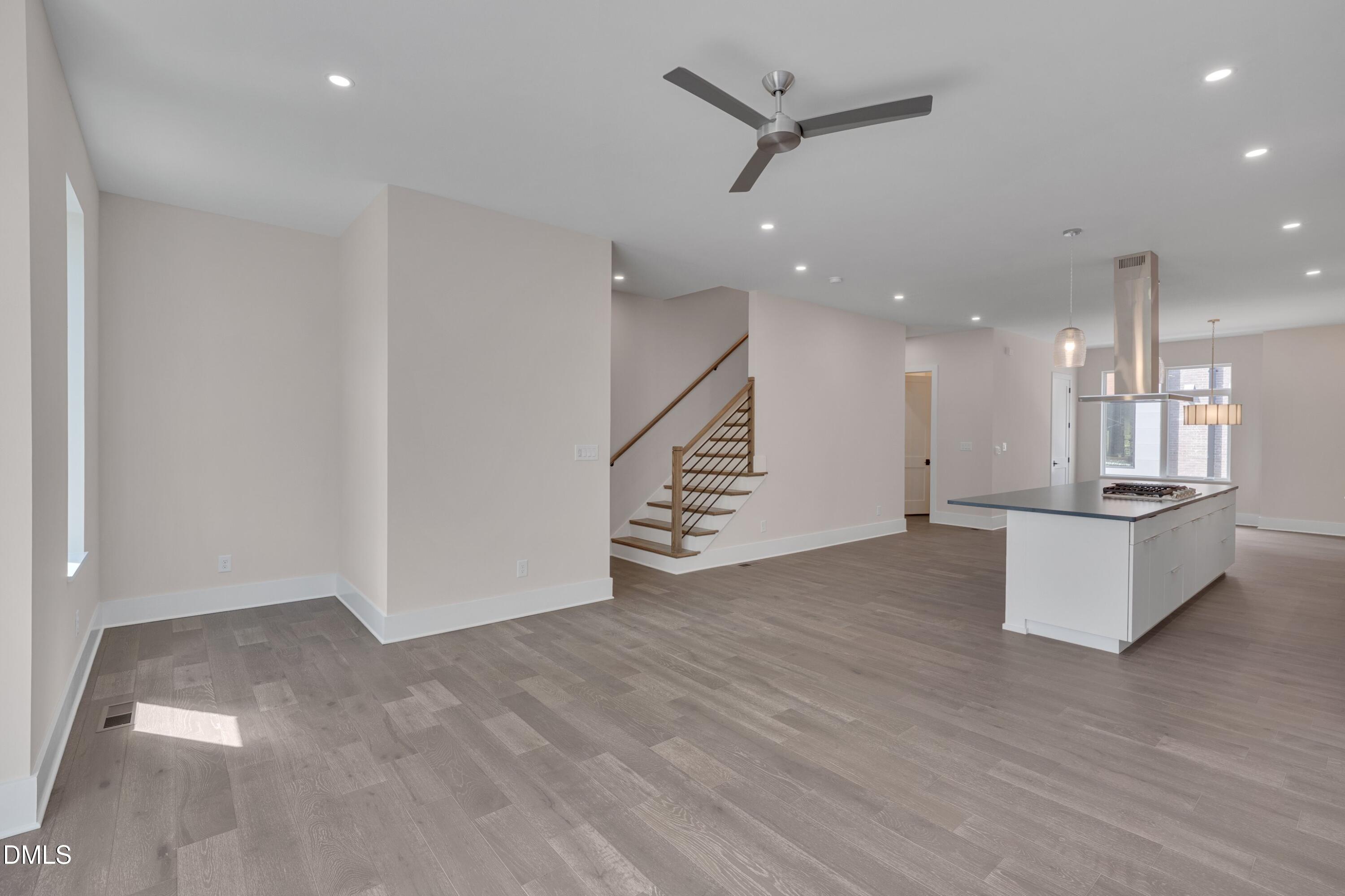 1014 Manor Way Property Photo 26