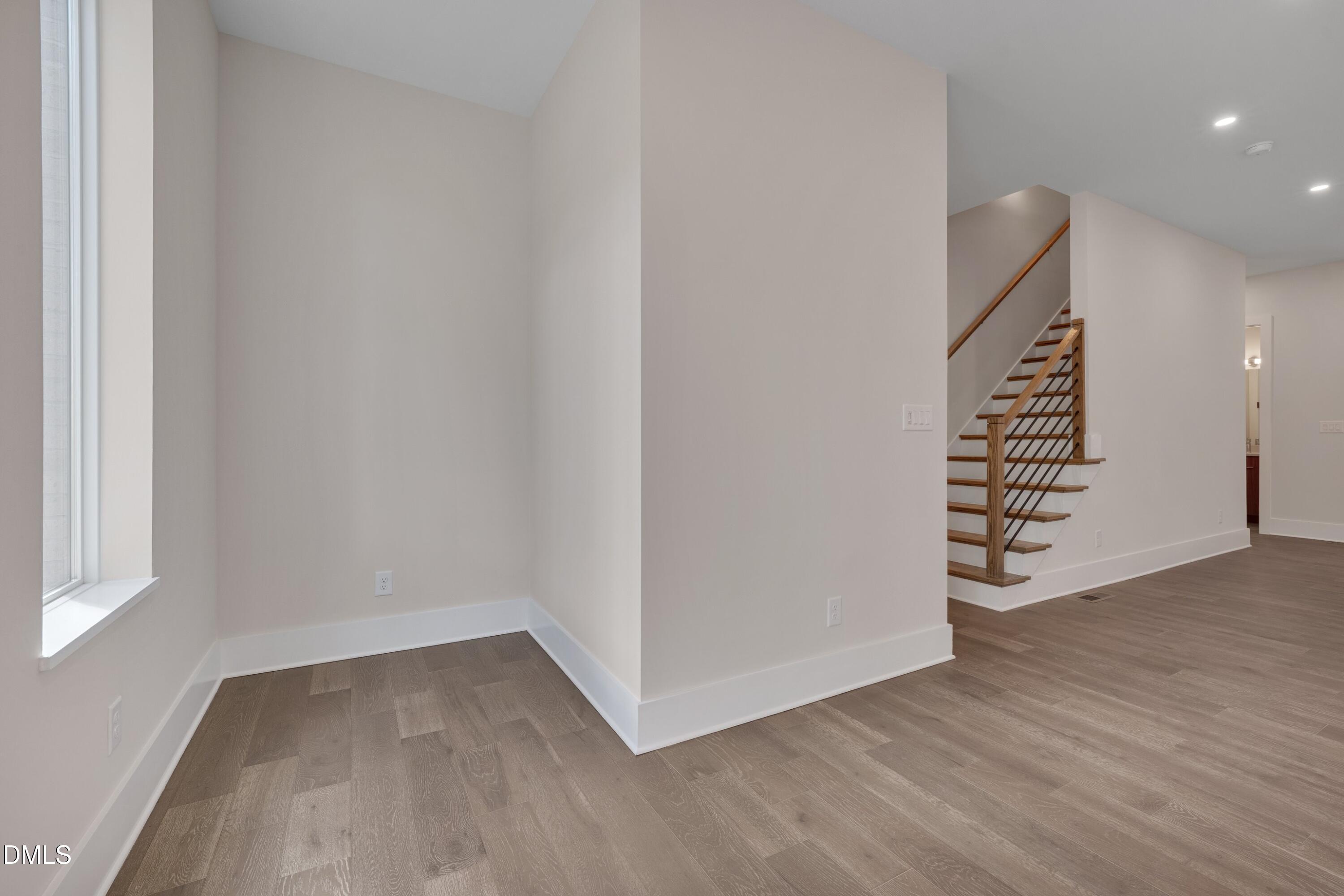 1014 Manor Way Property Photo 27