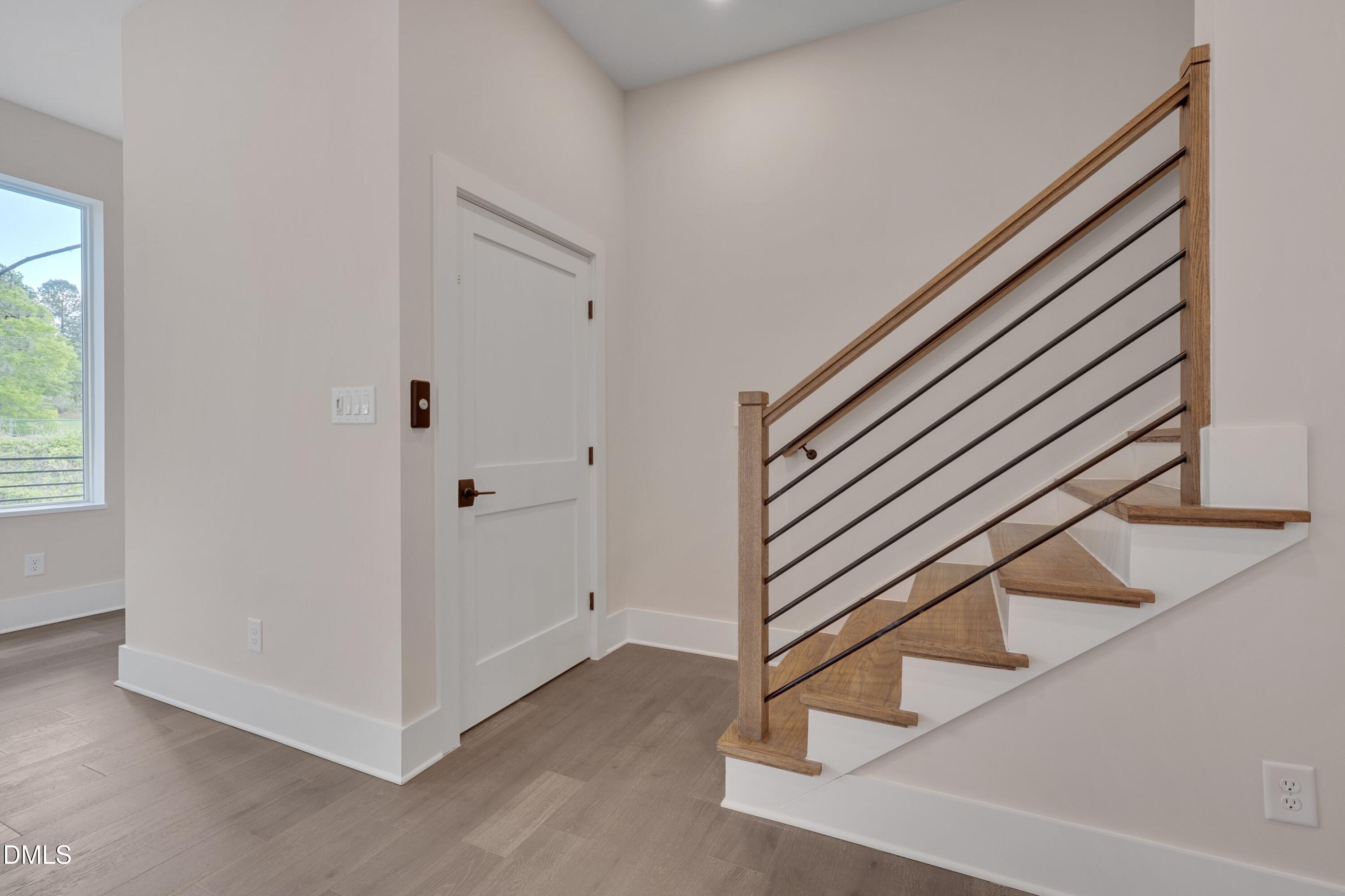 1014 Manor Way Property Photo 28