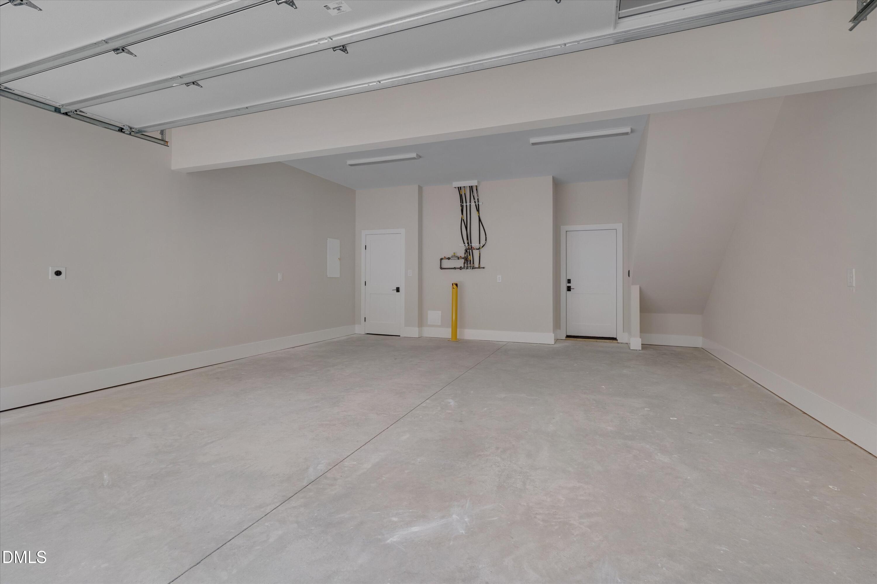 1014 Manor Way Property Photo 43