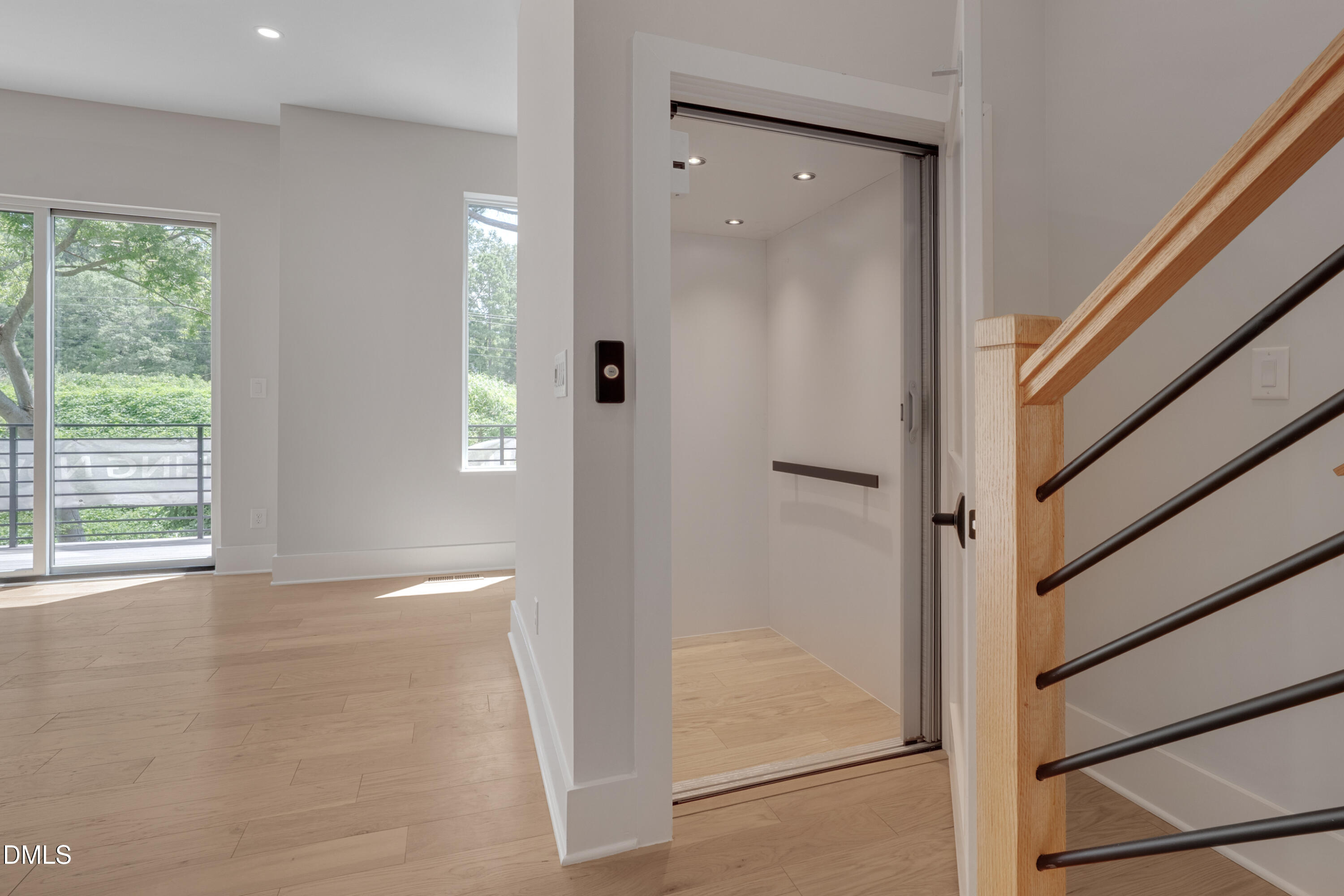 1014 Manor Way Property Photo 44