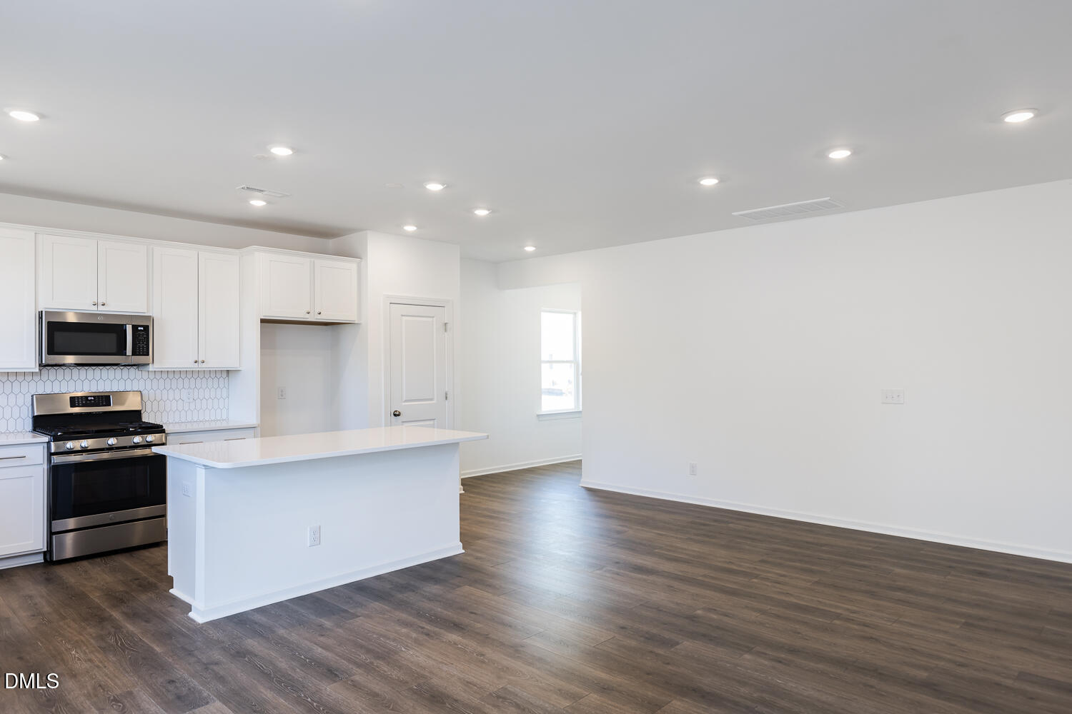 8748 Wardle Court Property Photo 23