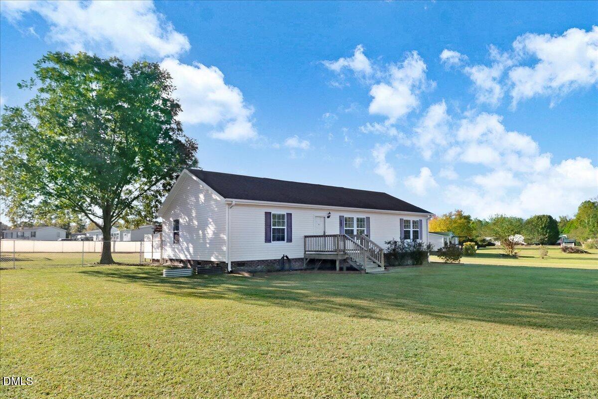 143 Blueberry Drive Property Photo 3