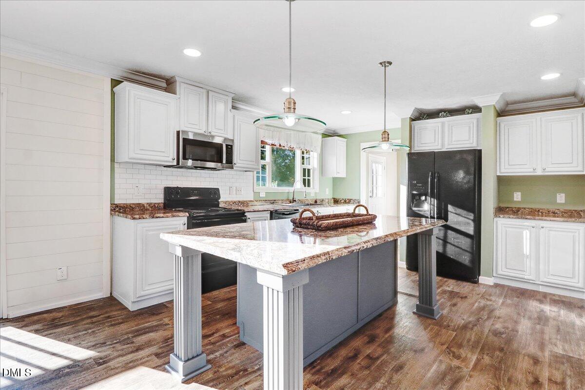 143 Blueberry Drive Property Photo 16