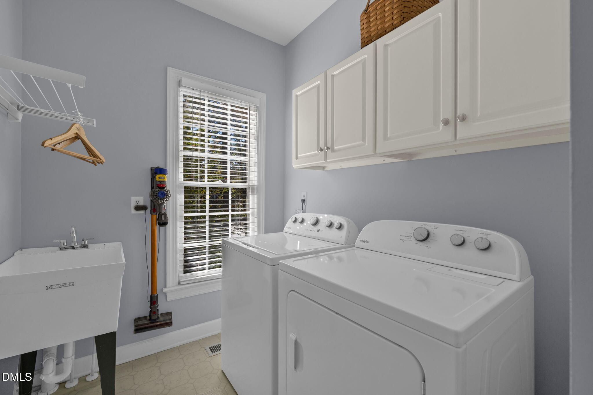 313 Bennington Parkway Property Photo 23