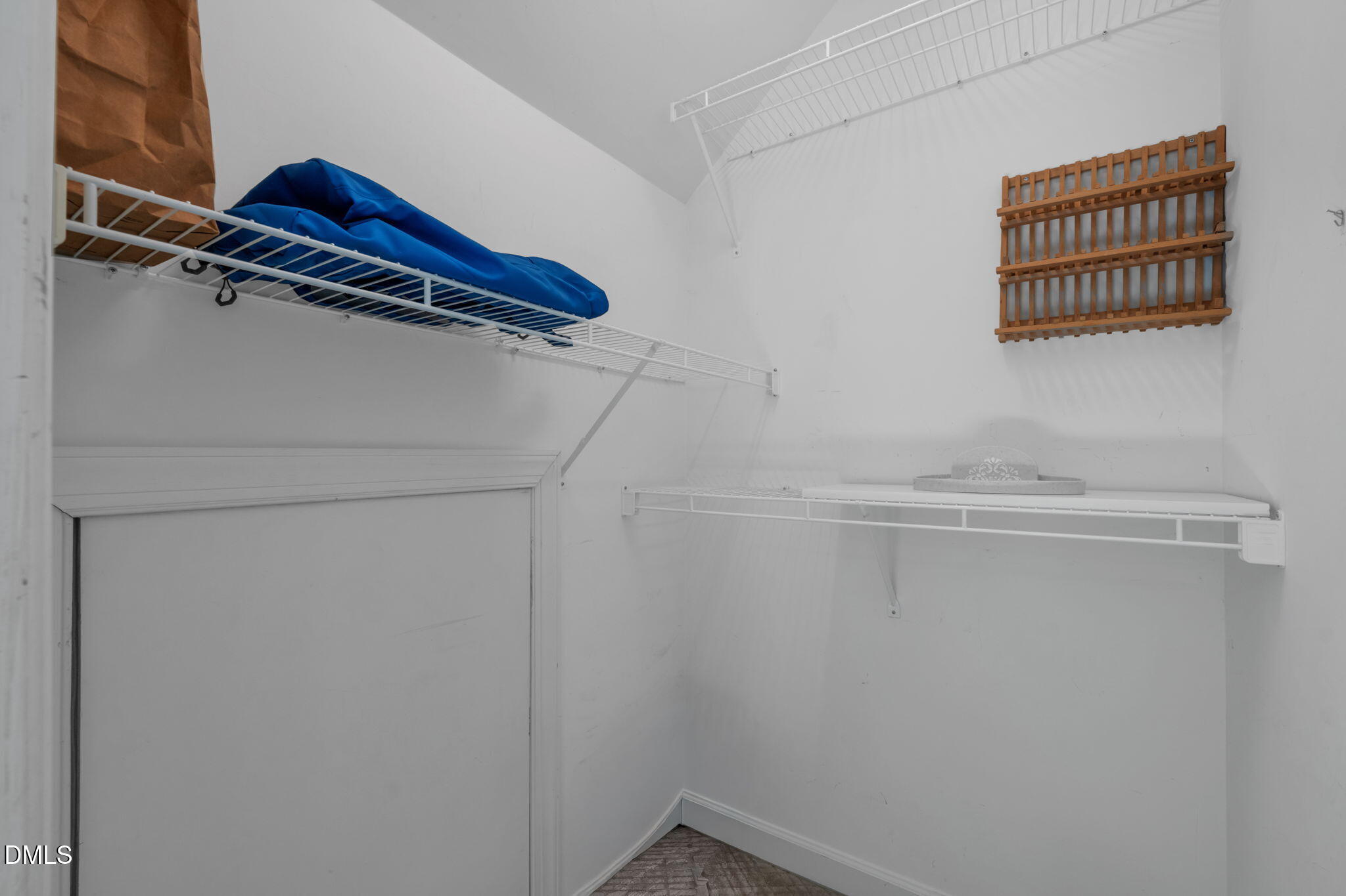 313 Bennington Parkway Property Photo 40