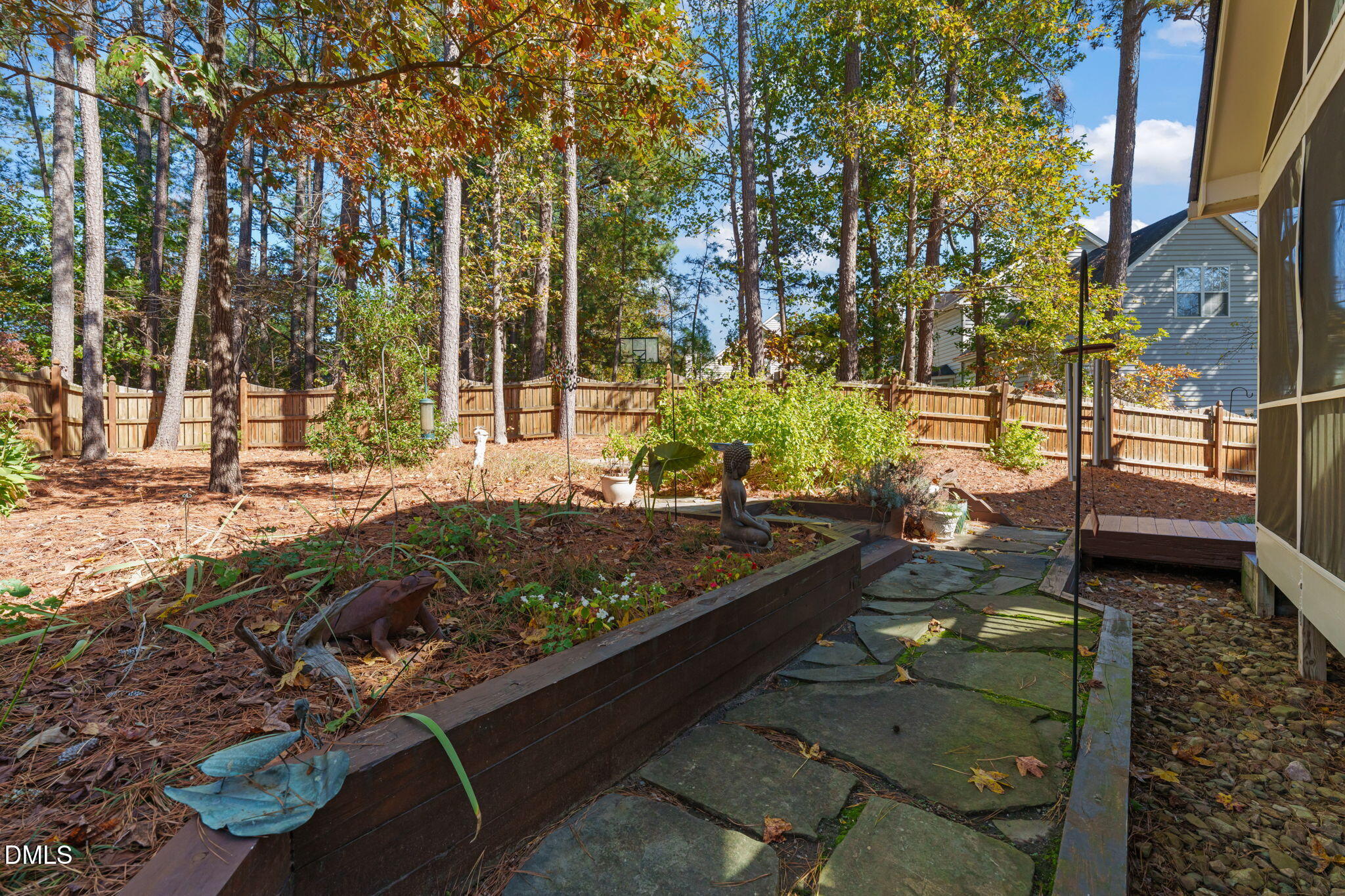 313 Bennington Parkway Property Photo 53