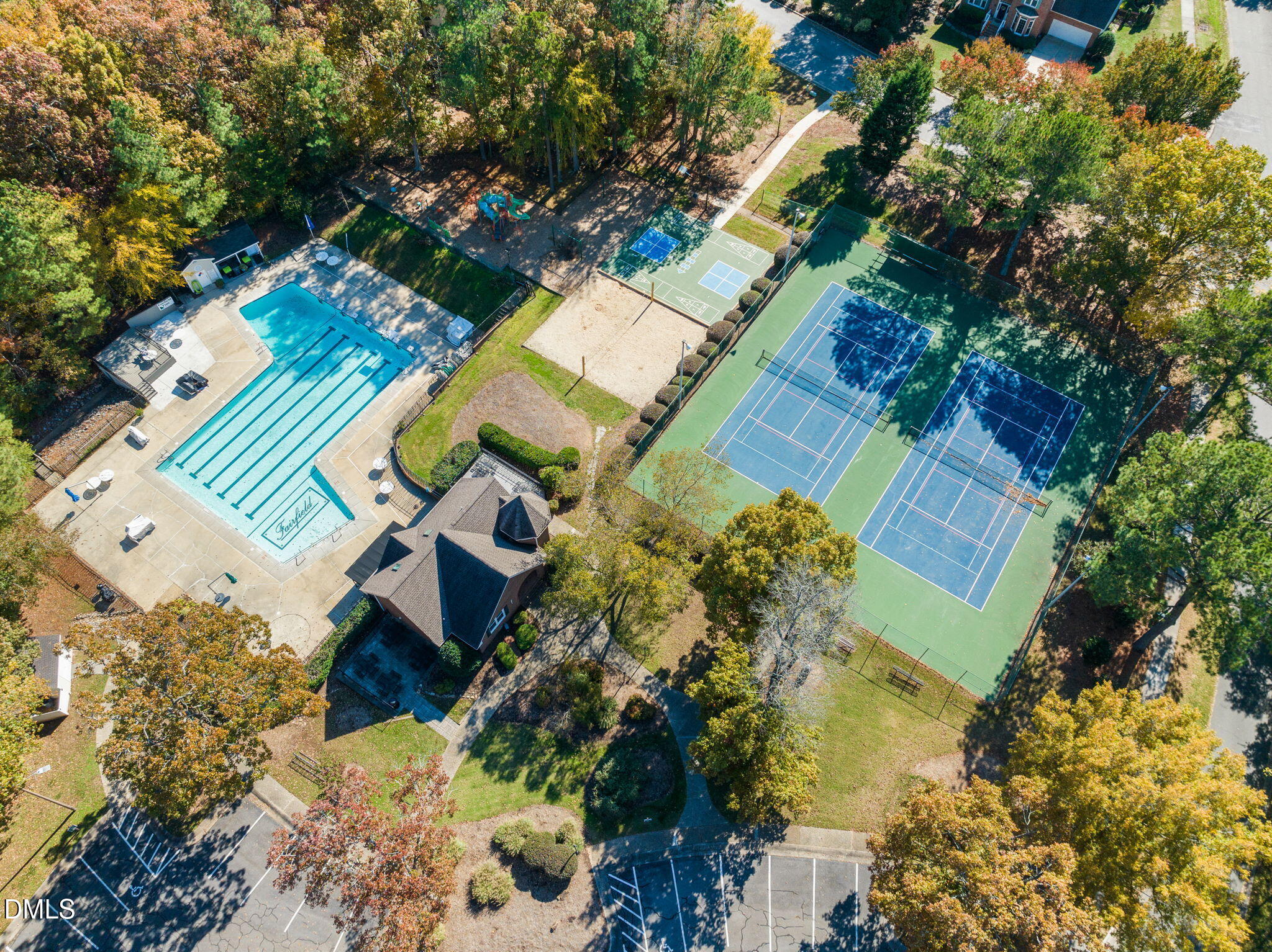 313 Bennington Parkway Property Photo 65