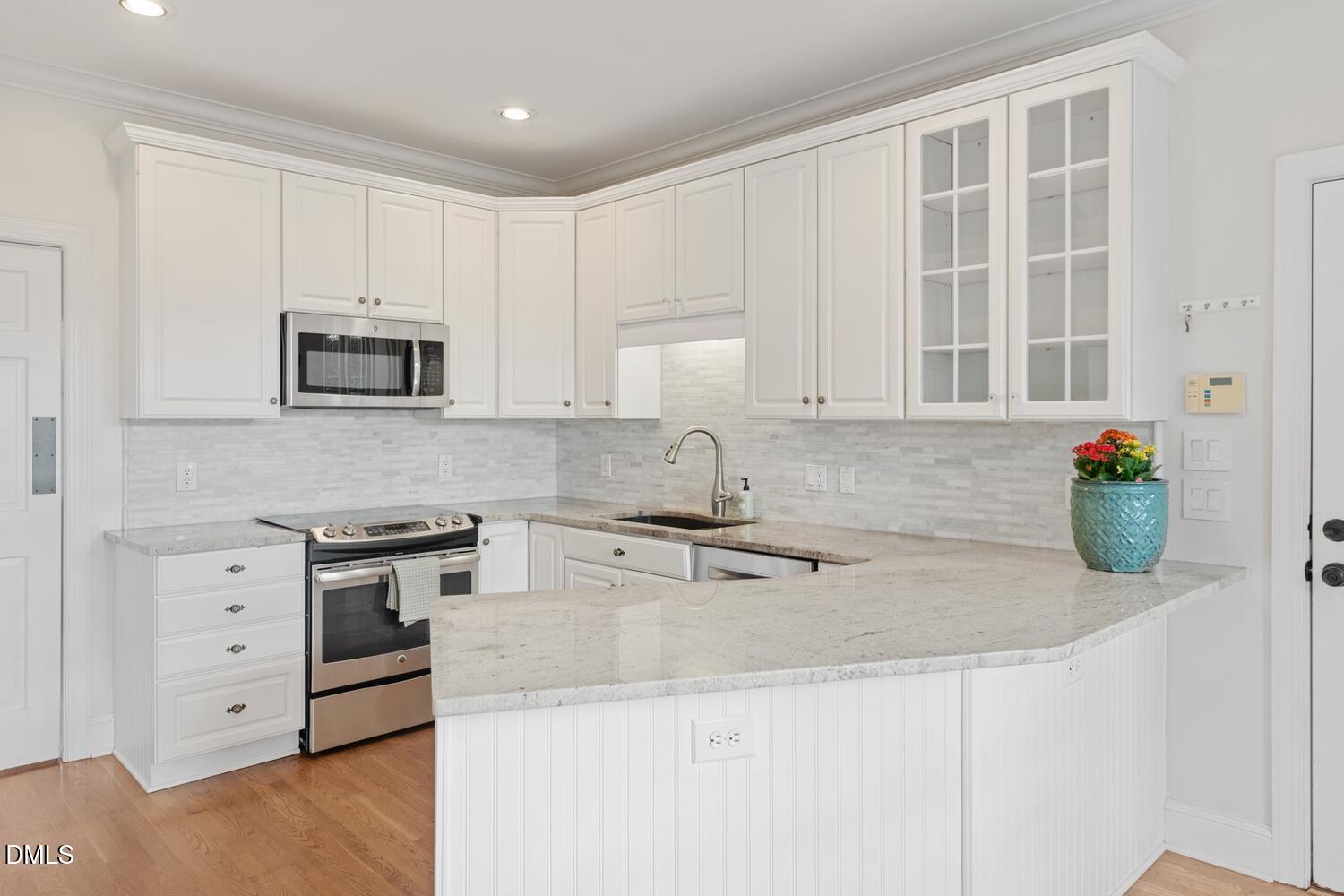 200 Kellygreen Court Property Photo 9