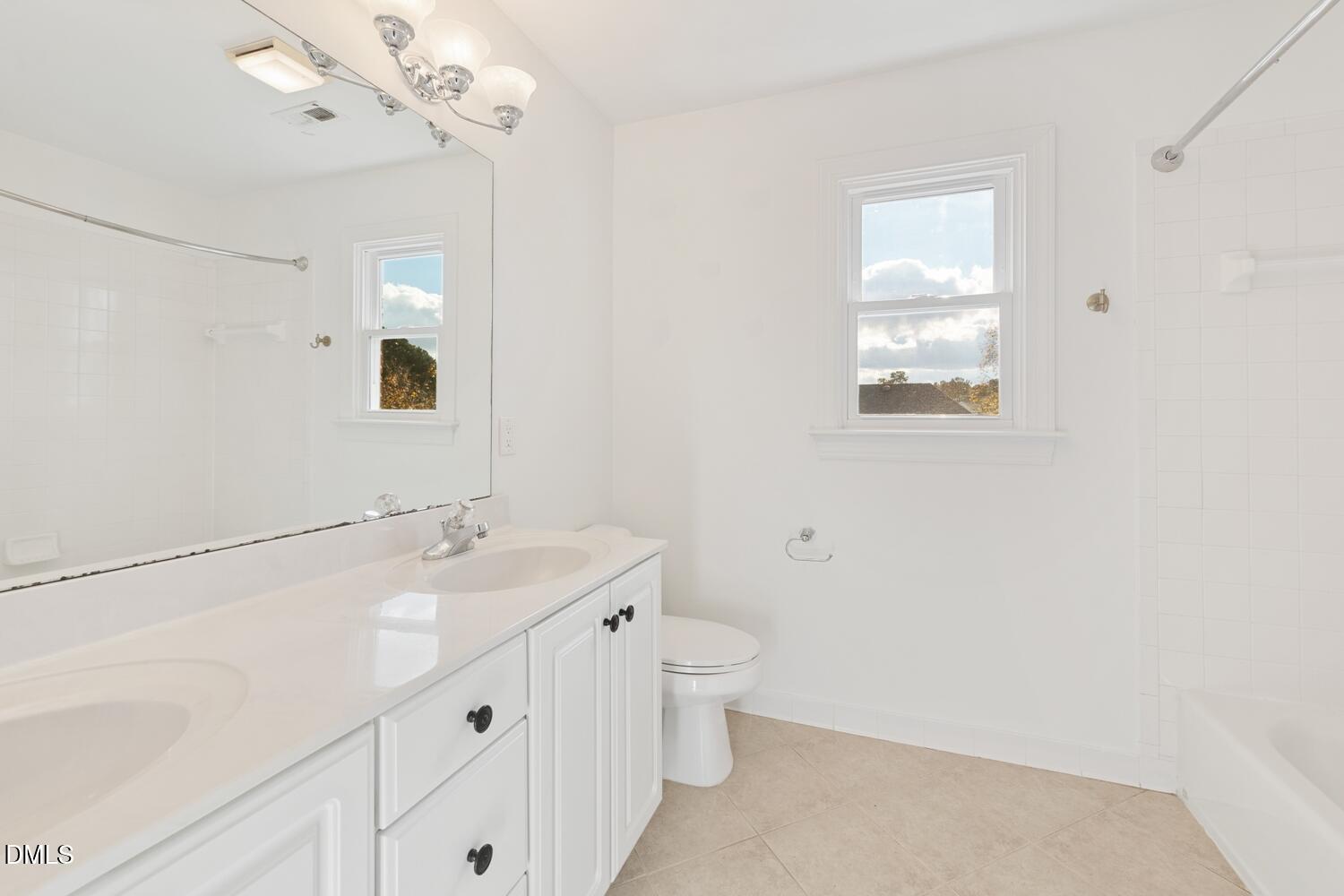 200 Kellygreen Court Property Photo 25