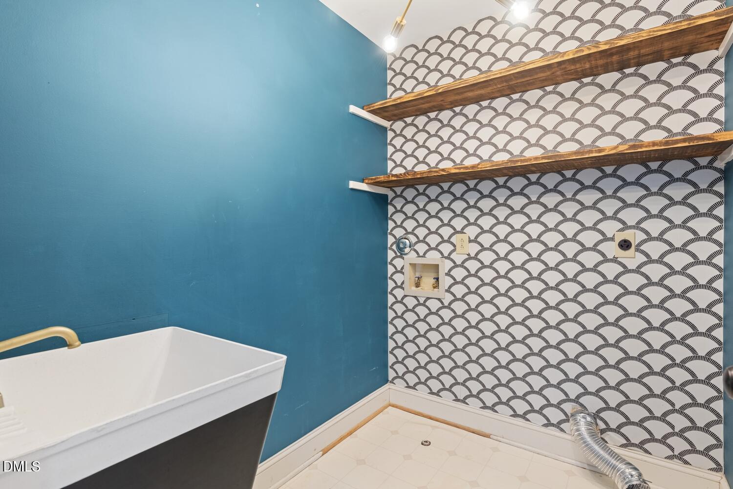 200 Kellygreen Court Property Photo 28