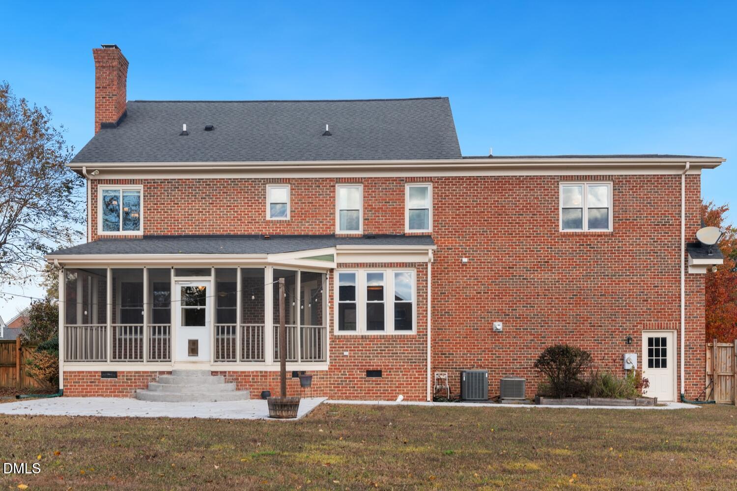 200 Kellygreen Court Property Photo 37