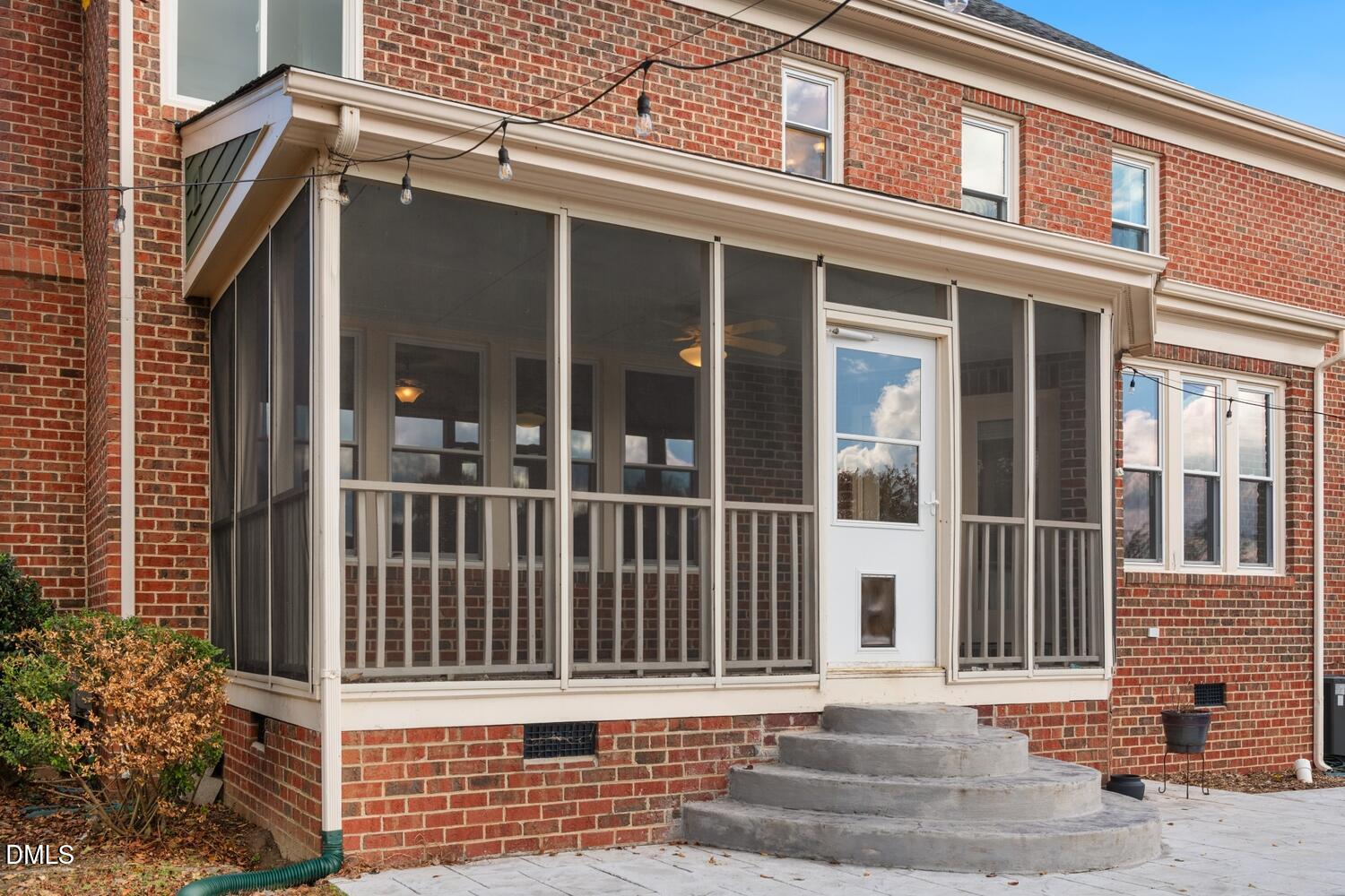 200 Kellygreen Court Property Photo 38