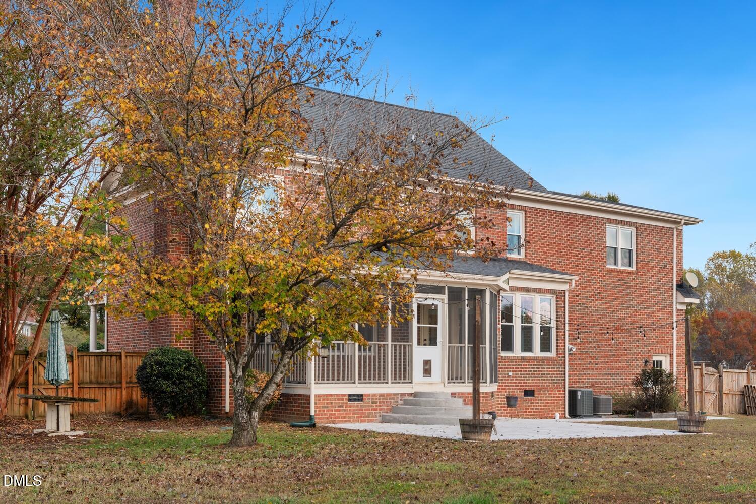 200 Kellygreen Court Property Photo 39