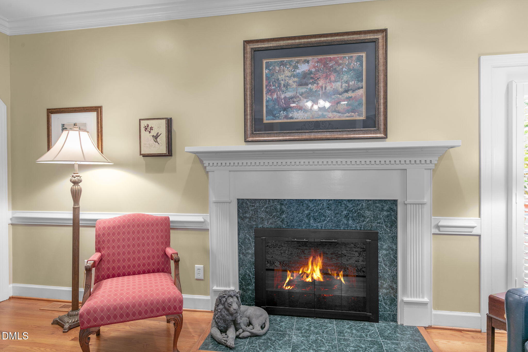 5010 Country Club Drive N Property Photo 8