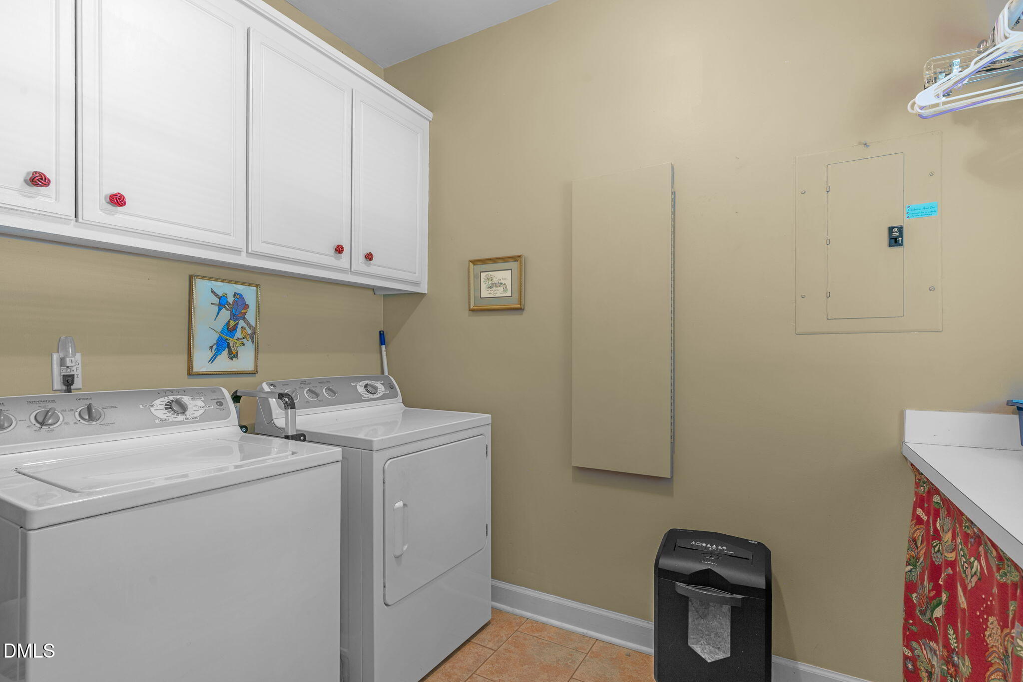 5010 Country Club Drive N Property Photo 16