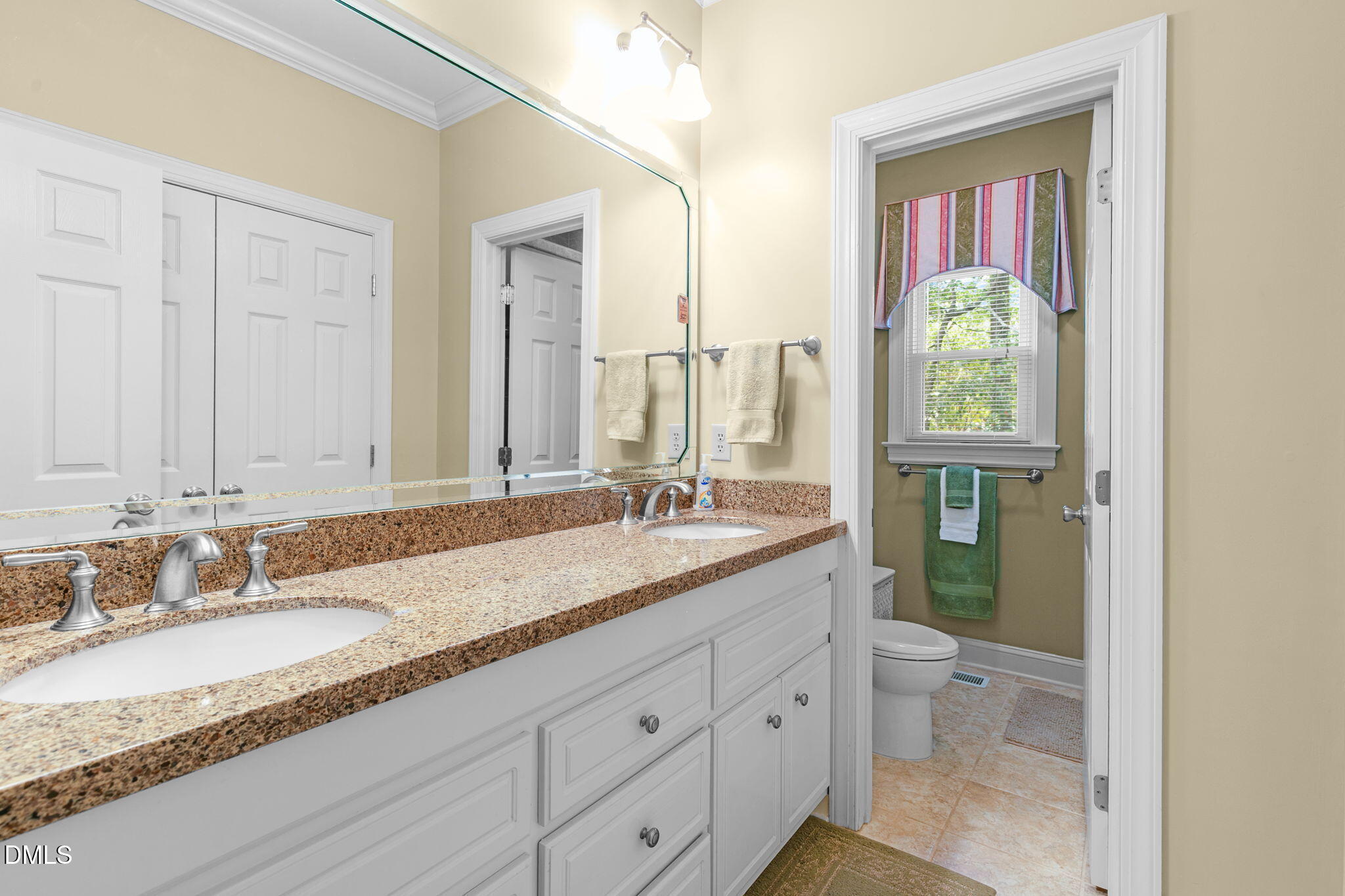 5010 Country Club Drive N Property Photo 21