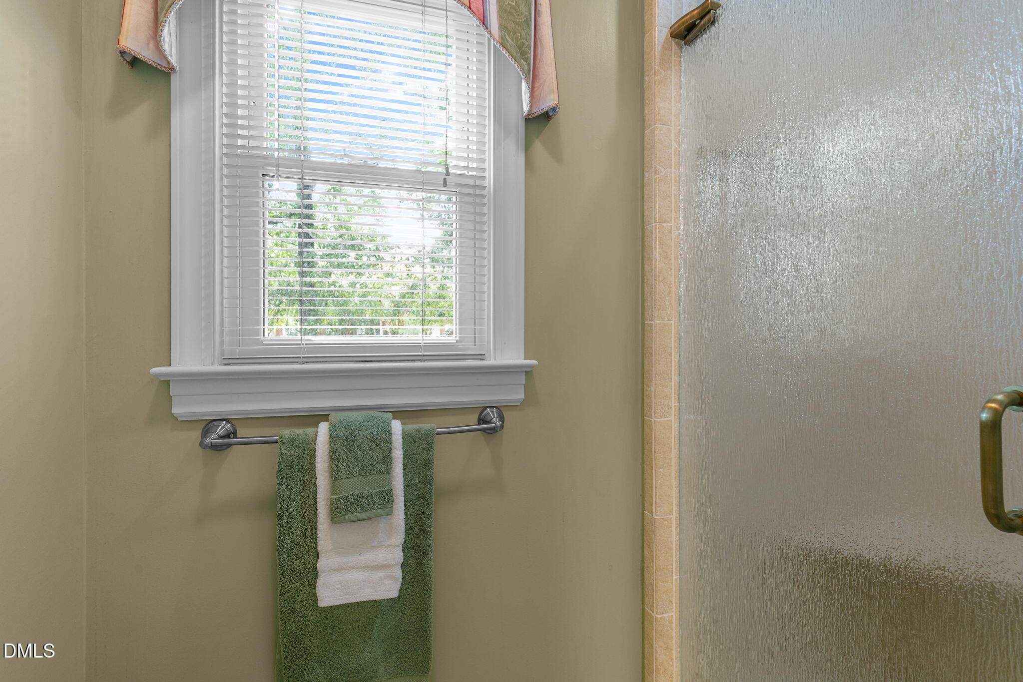 5010 Country Club Drive N Property Photo 22