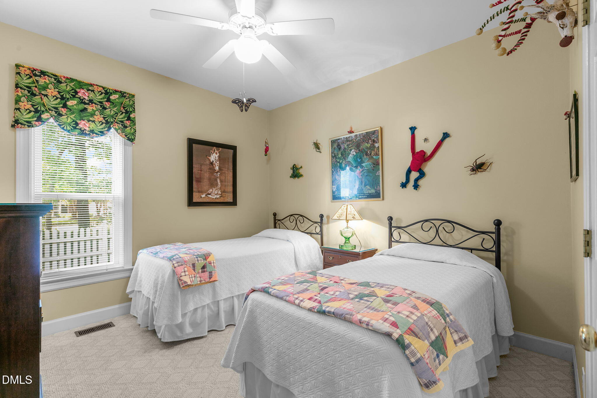 5010 Country Club Drive N Property Photo 24