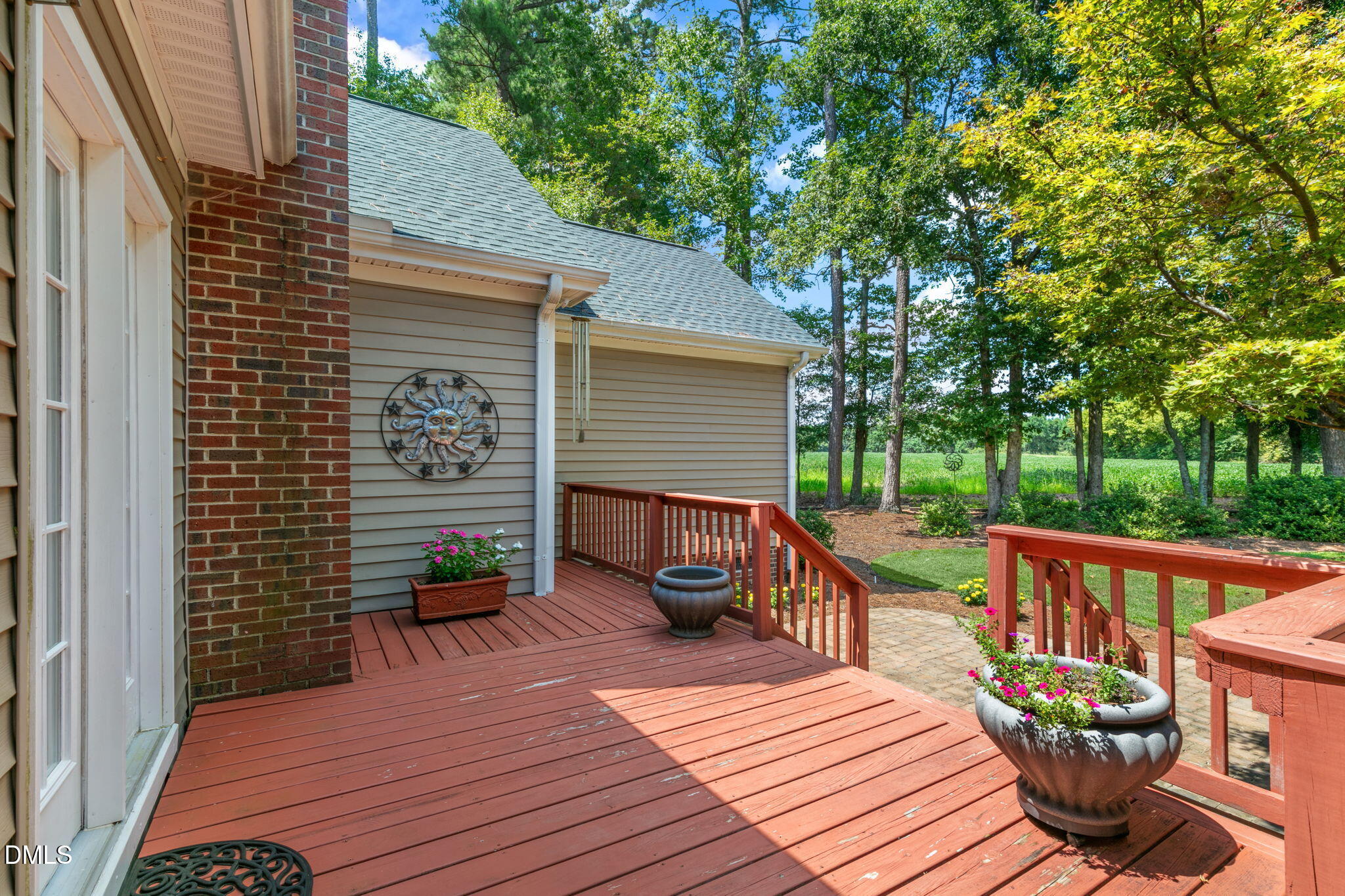 5010 Country Club Drive N Property Photo 36