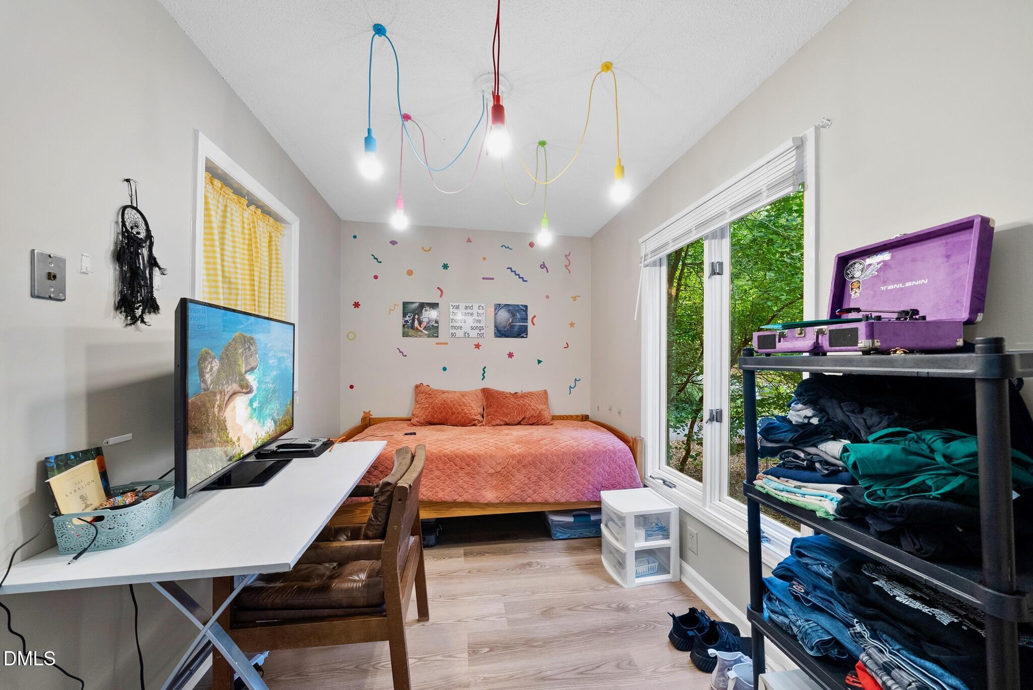 4046-4050 Arckelton Drive Property Photo 3