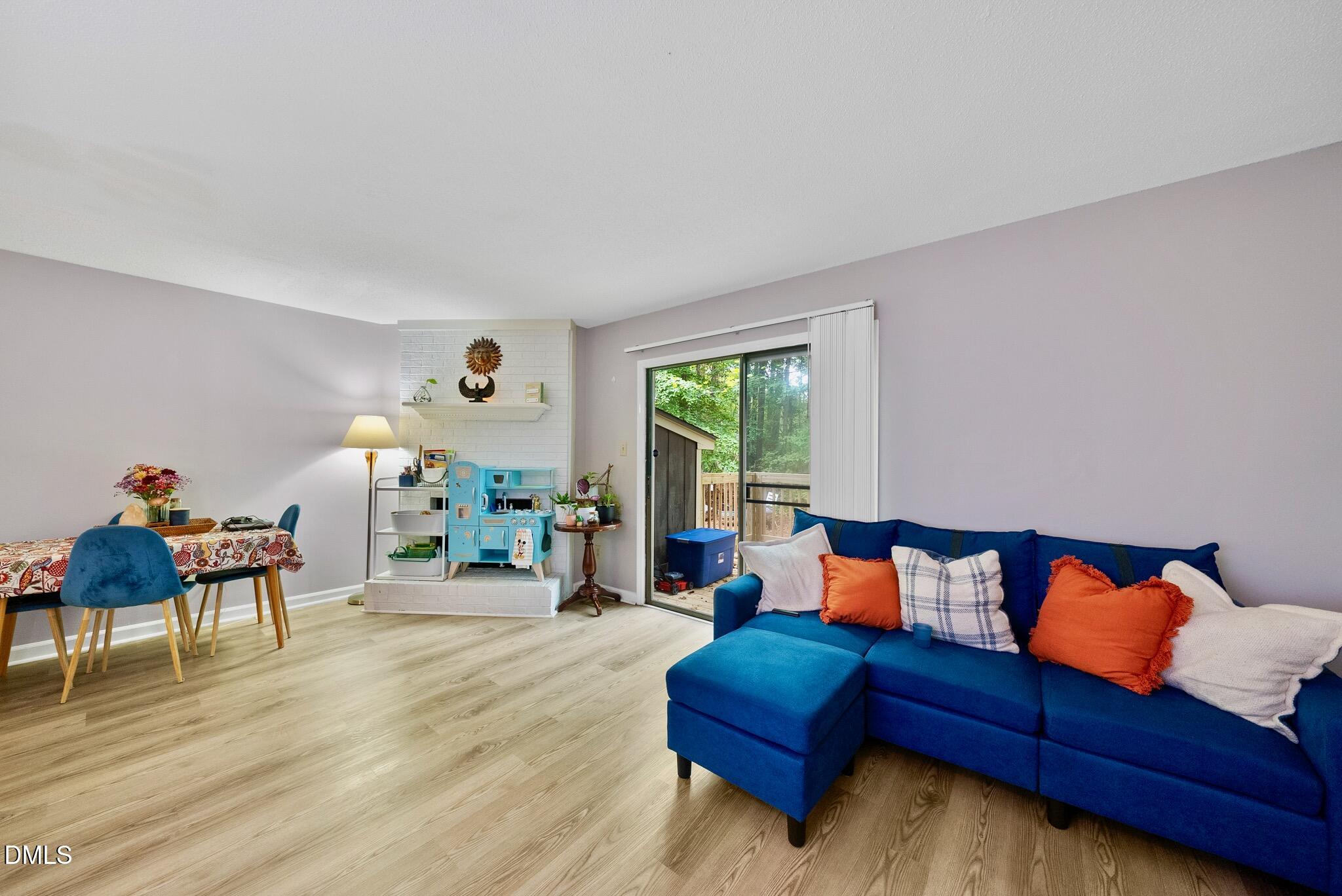 4046-4050 Arckelton Drive Property Photo 10