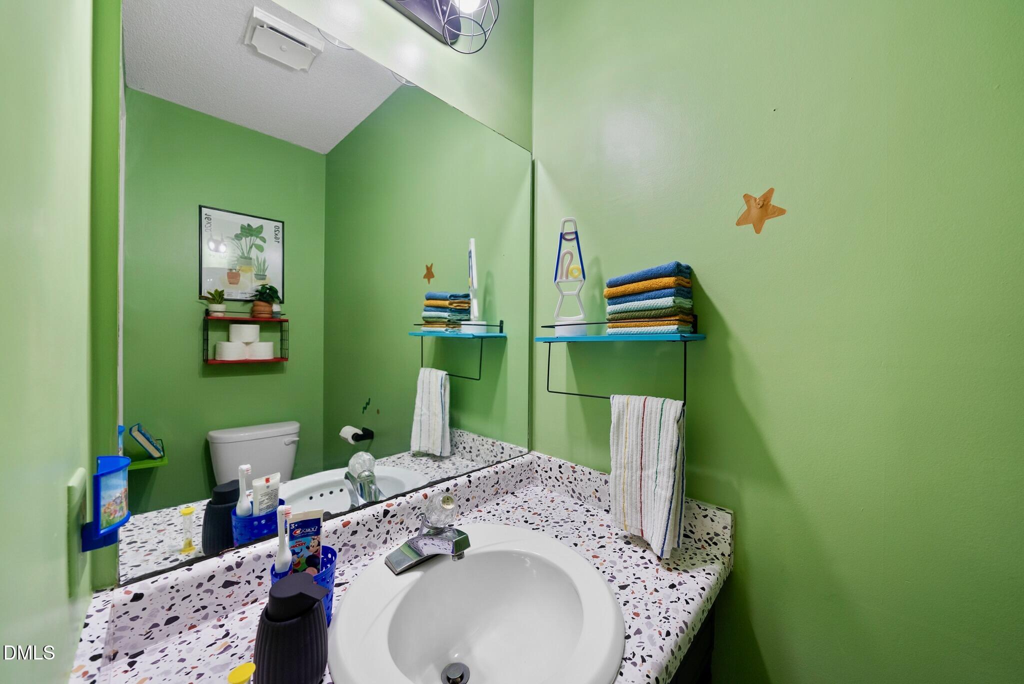 4046-4050 Arckelton Drive Property Photo 15