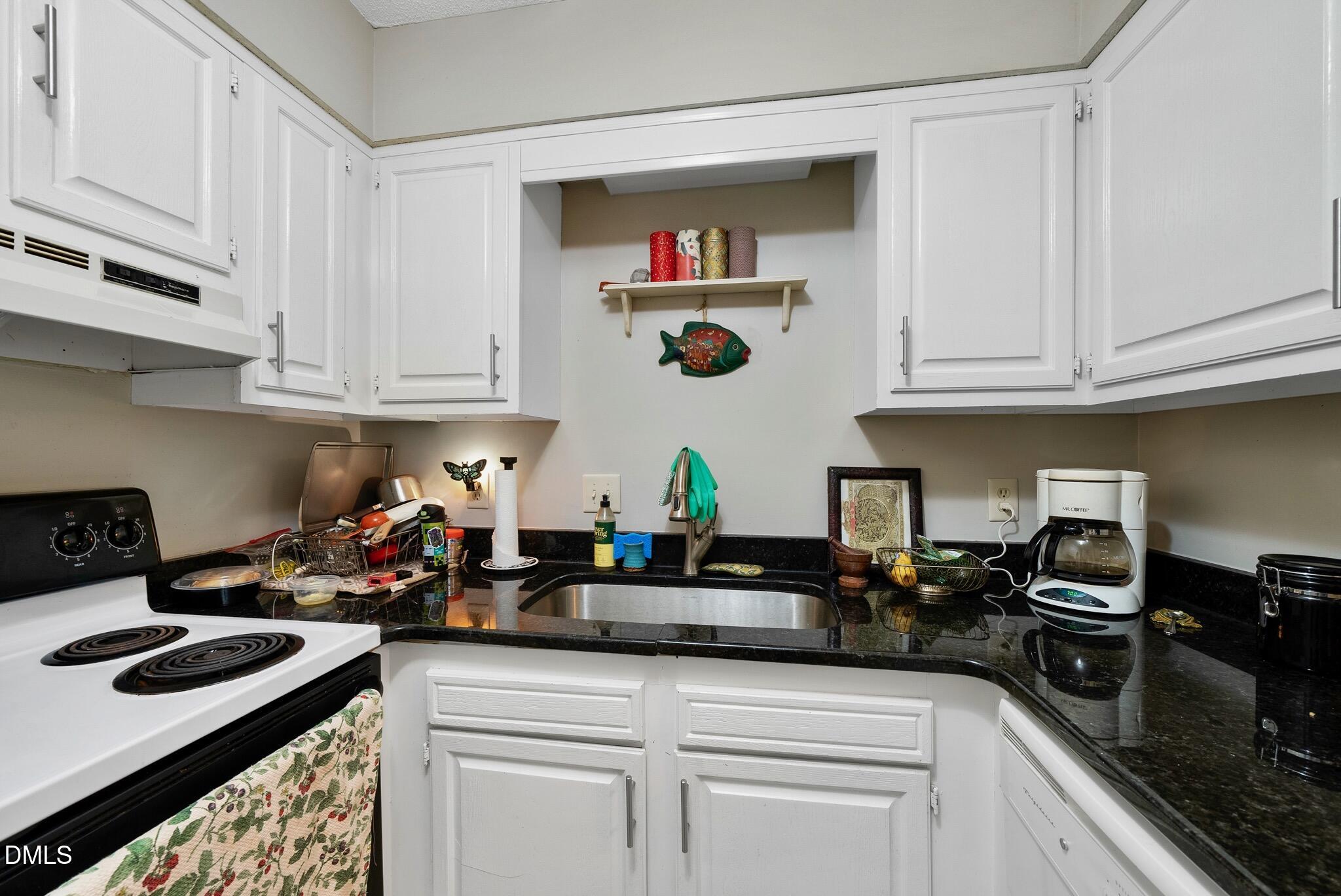 4046-4050 Arckelton Drive Property Photo 25