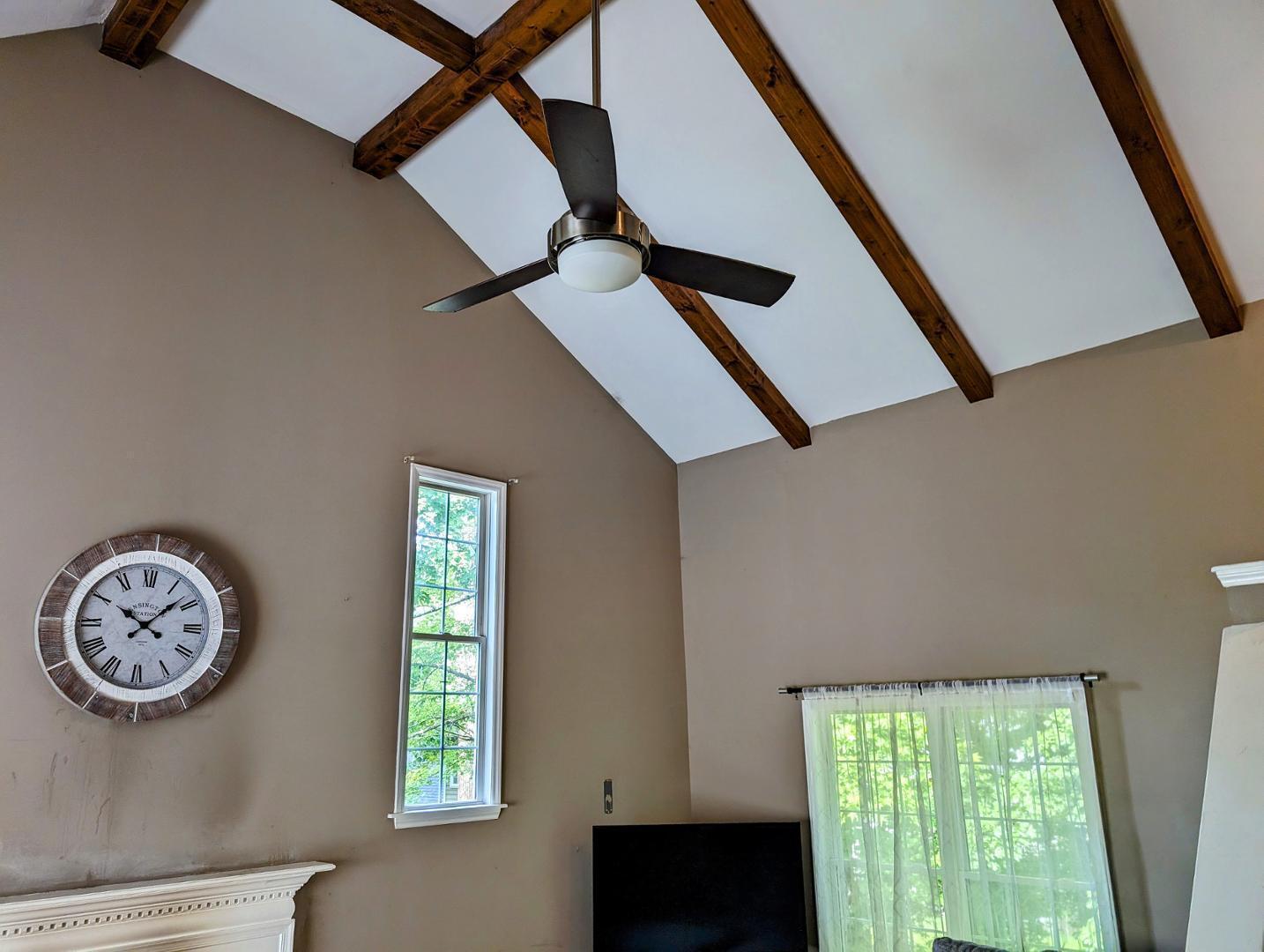 306 Tillamook Drive Property Photo 4