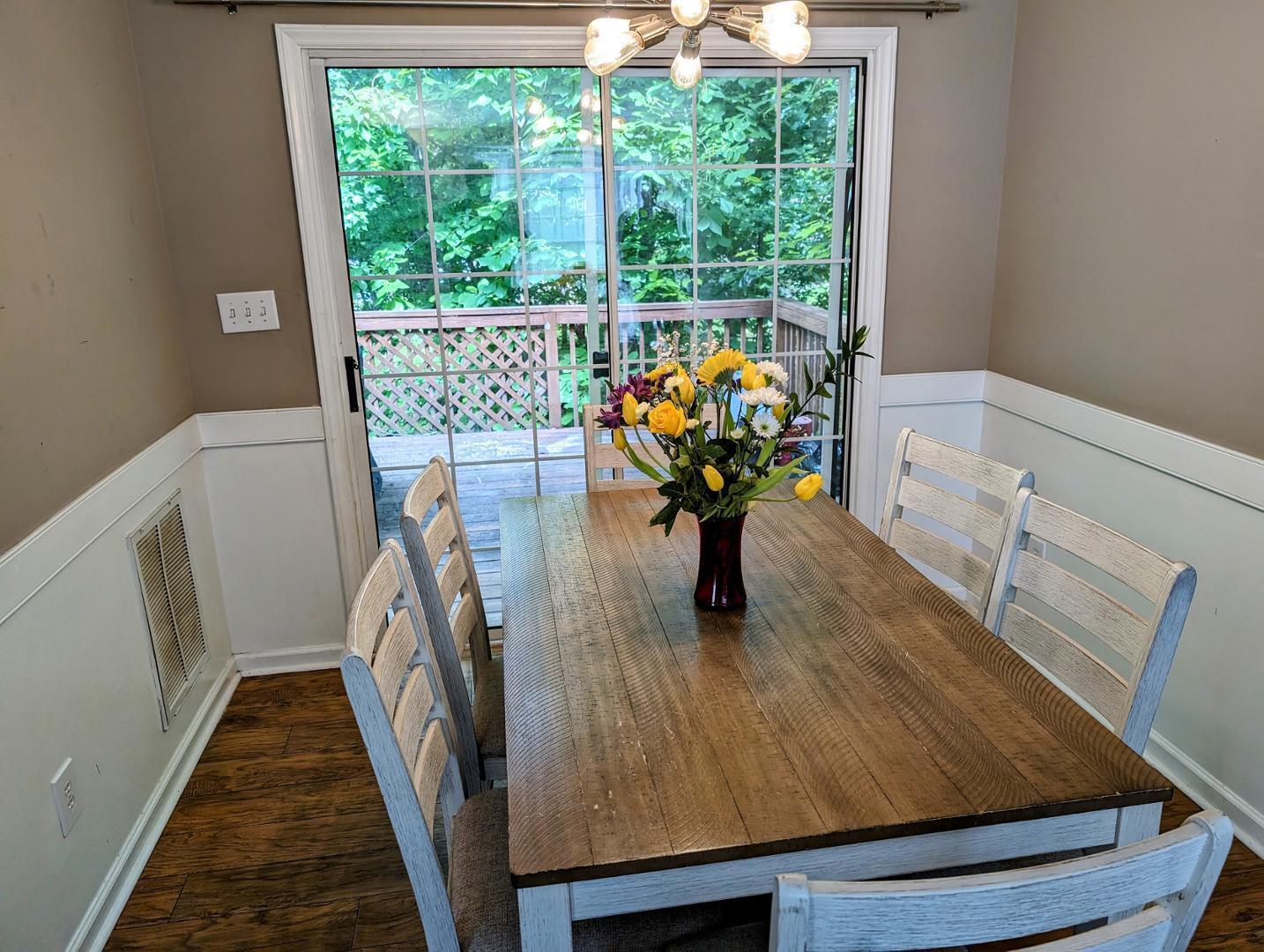 306 Tillamook Drive Property Photo 6