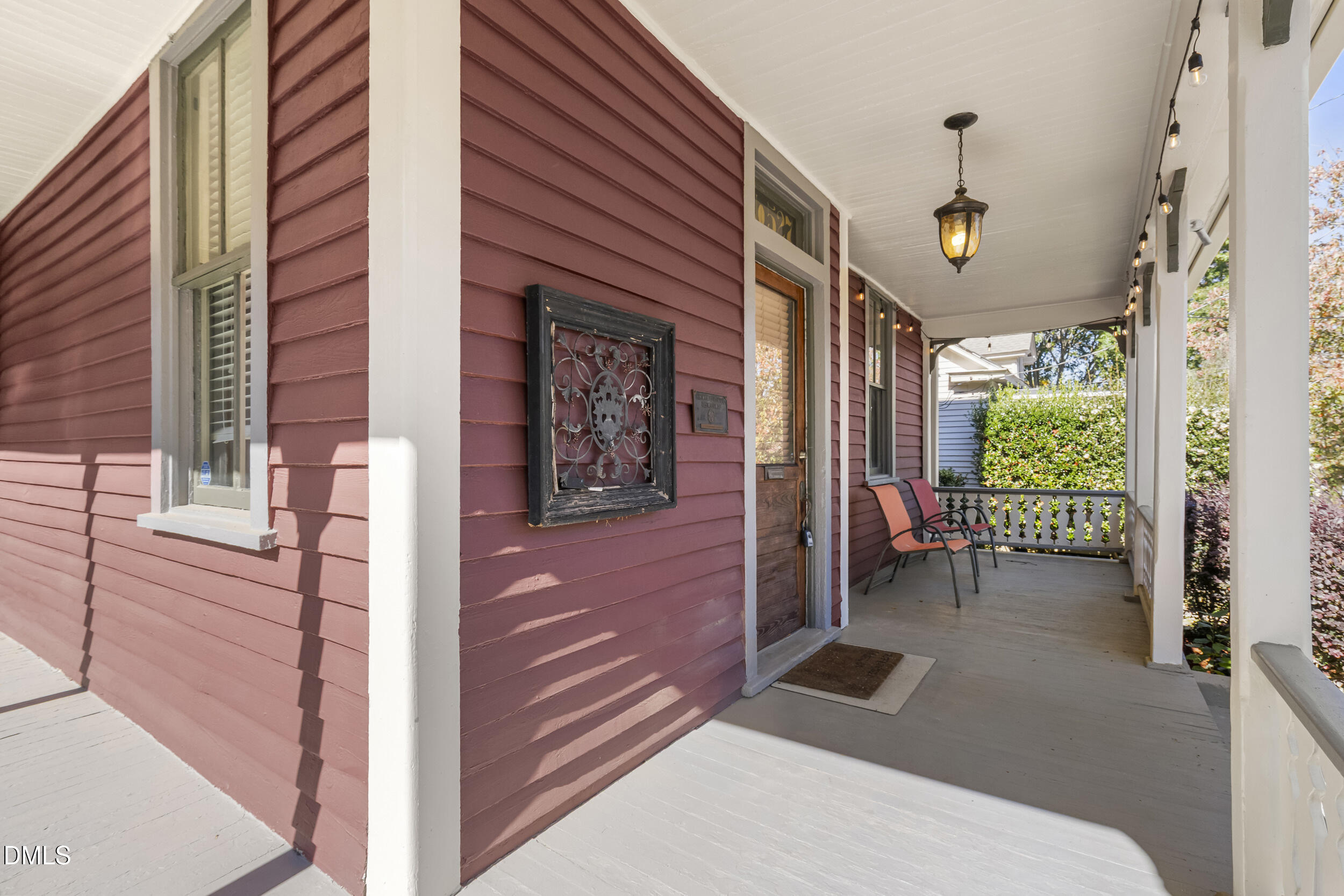 527 N East Street Property Photo 5