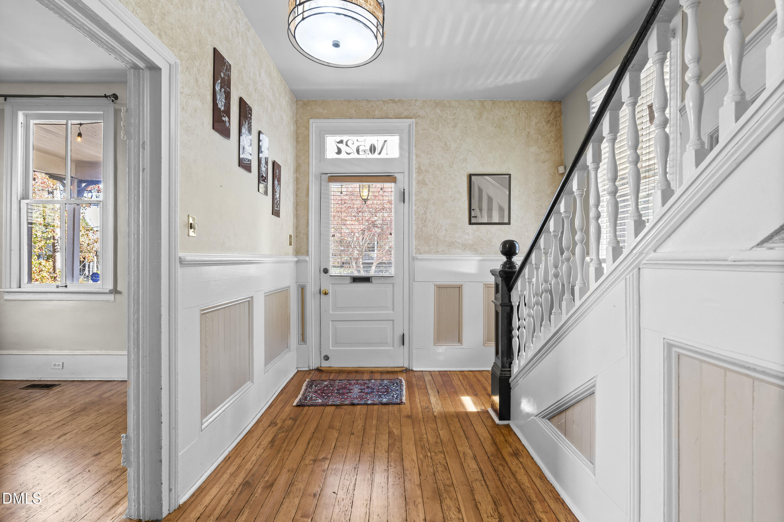 527 N East Street Property Photo 7