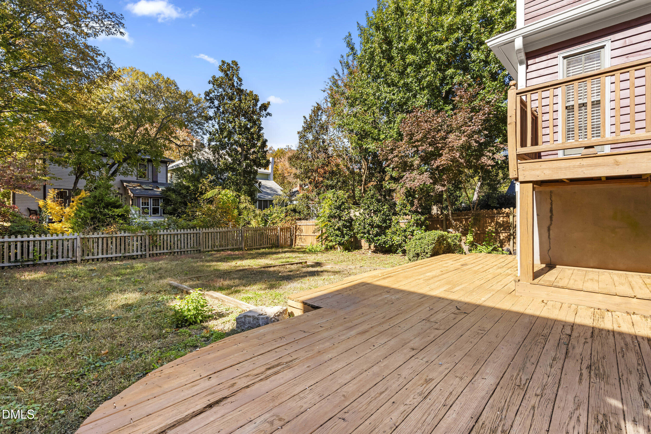 527 N East Street Property Photo 35