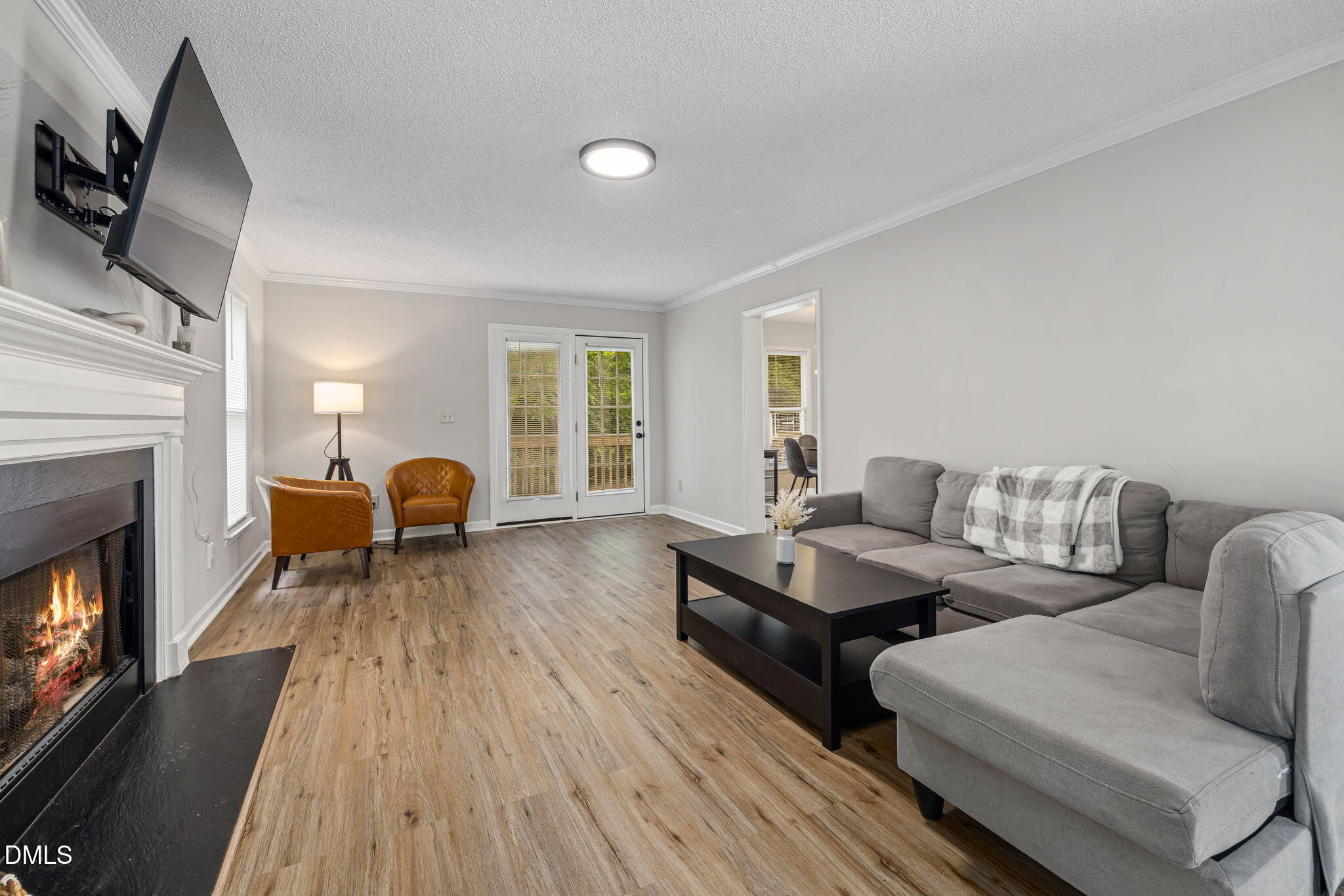 403 Chadbourne Drive Property Photo 7