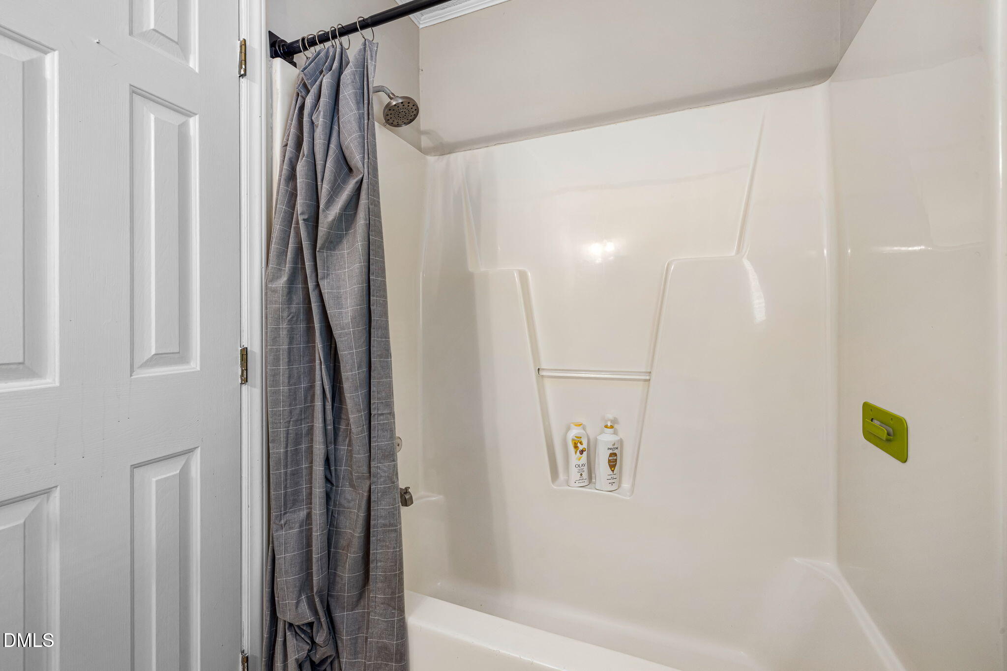 403 Chadbourne Drive Property Photo 20