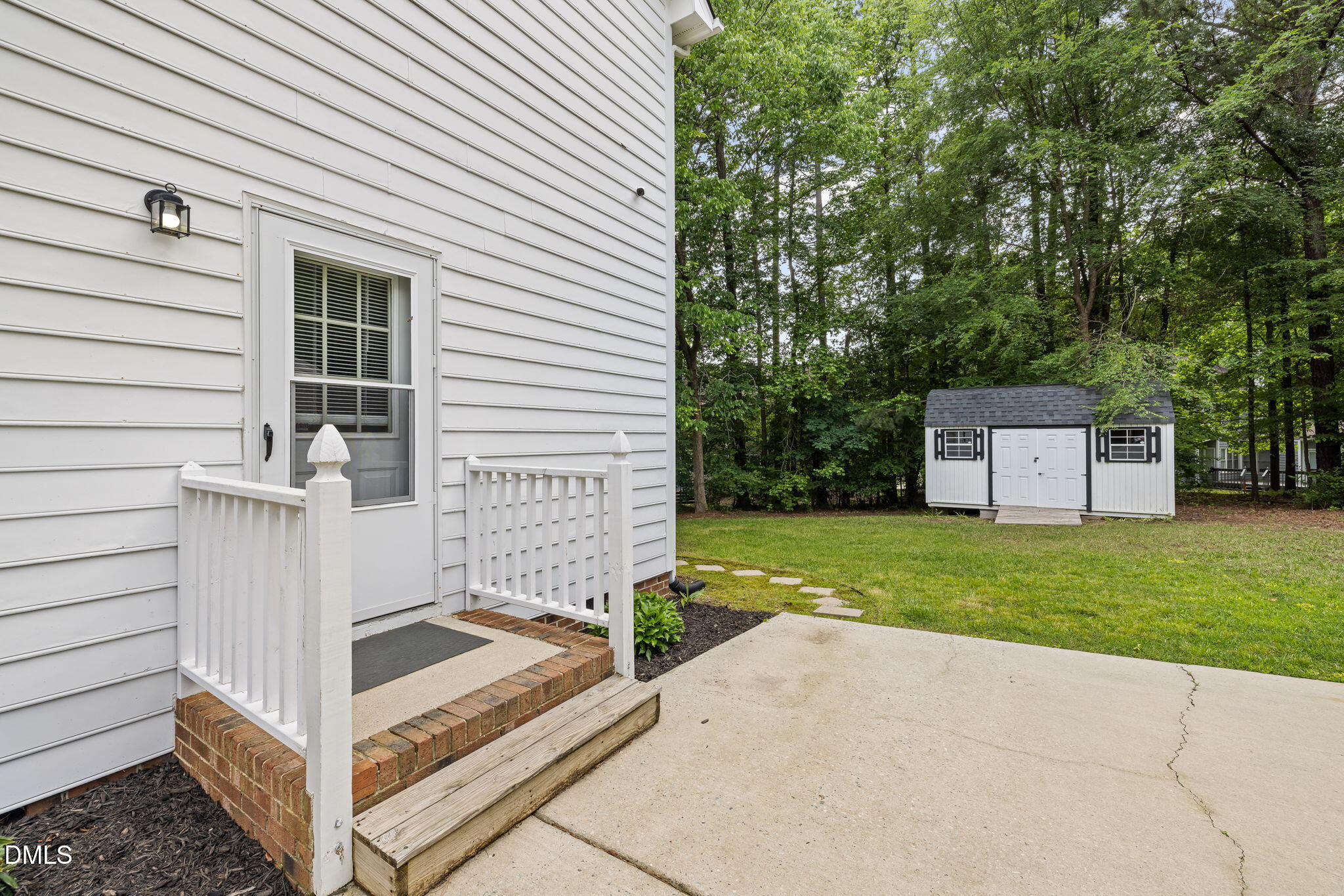 403 Chadbourne Drive Property Photo 27