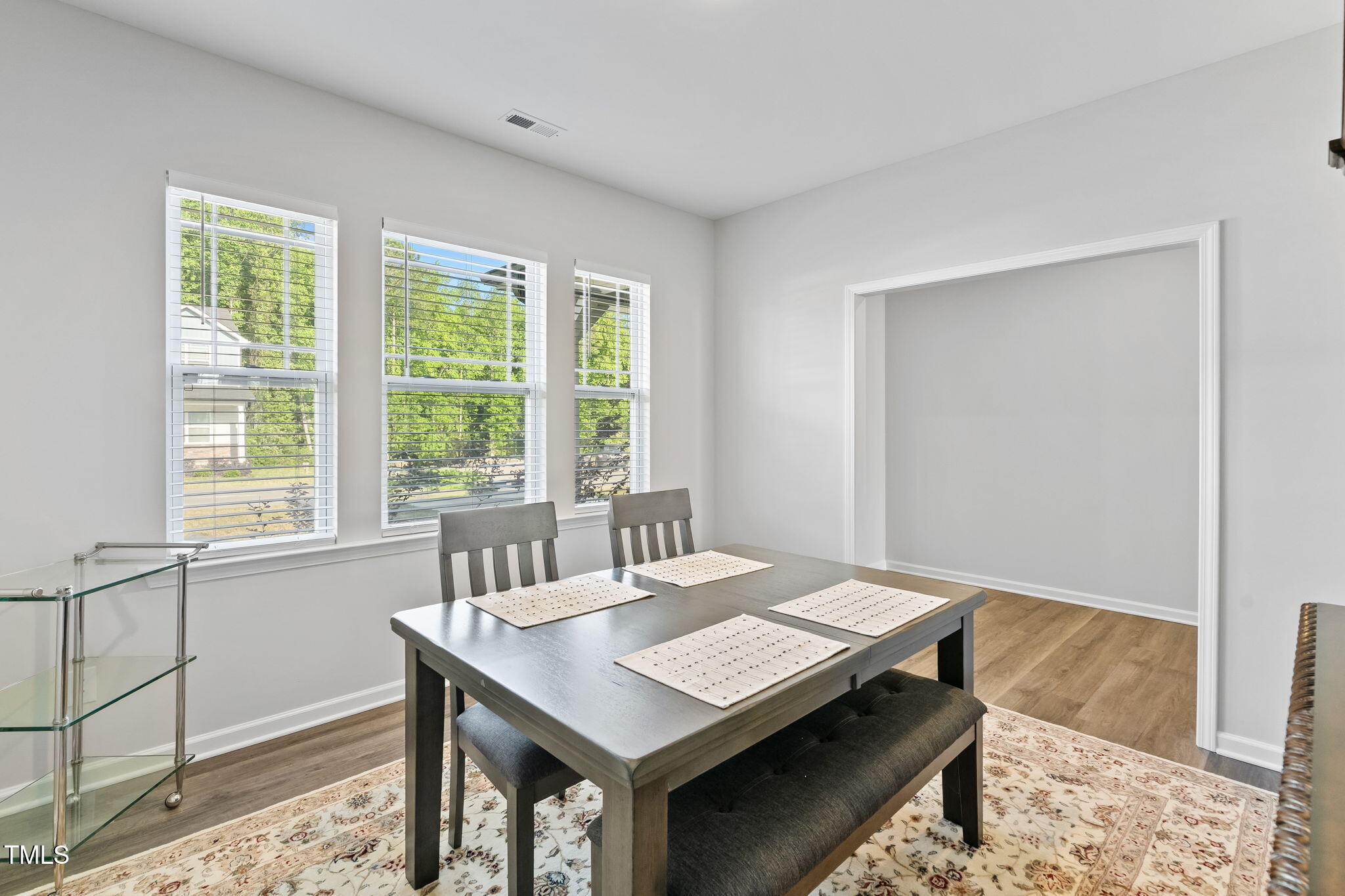 482 Olivia Crossing Court Property Photo 5