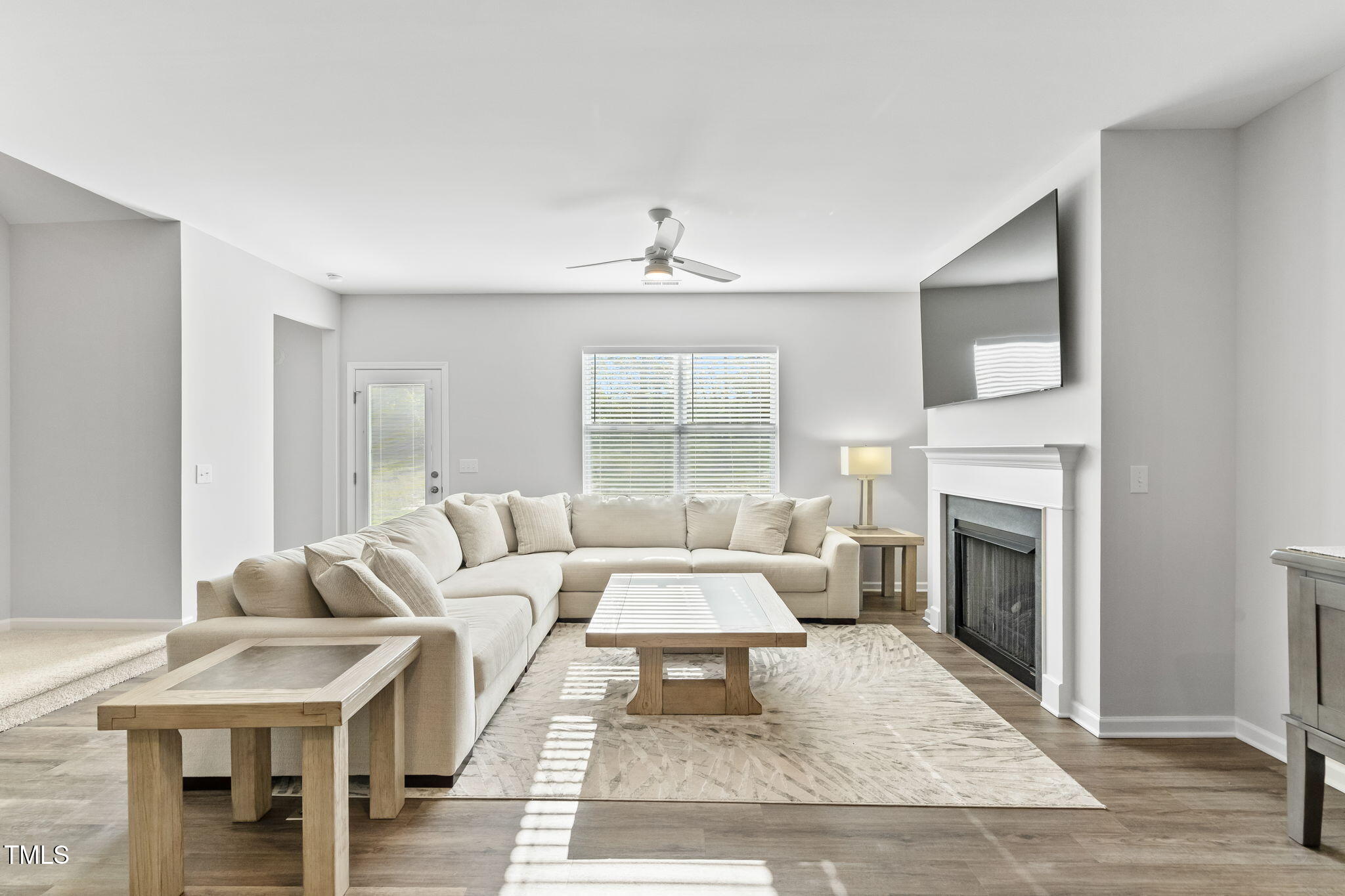 482 Olivia Crossing Court Property Photo 14